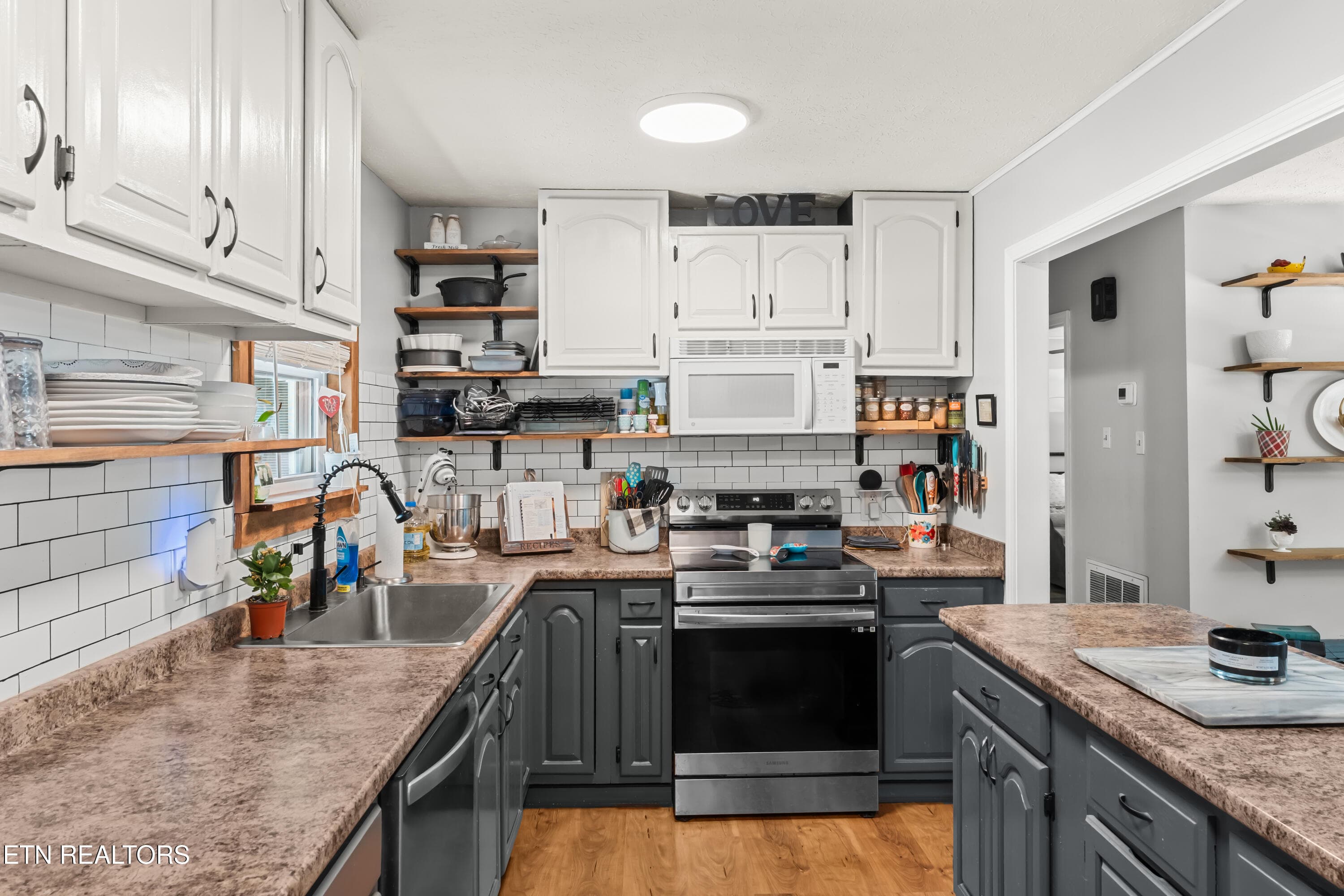 DSC07759 - 217 Keystown Rd, Luttrell, TN 37779