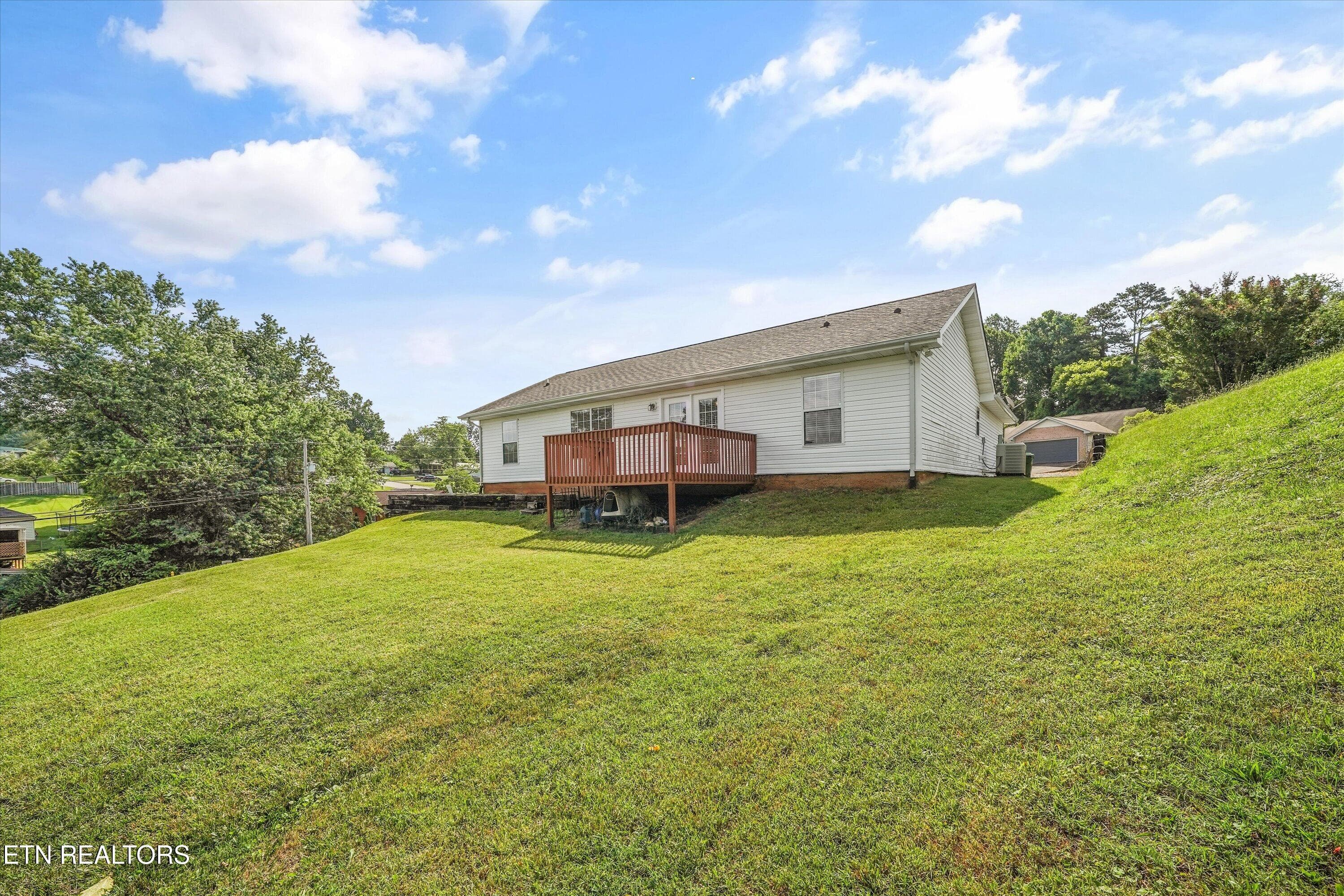 30-703 Shane Dr22 - 703 Shane Drive, Maryville, TN 37804