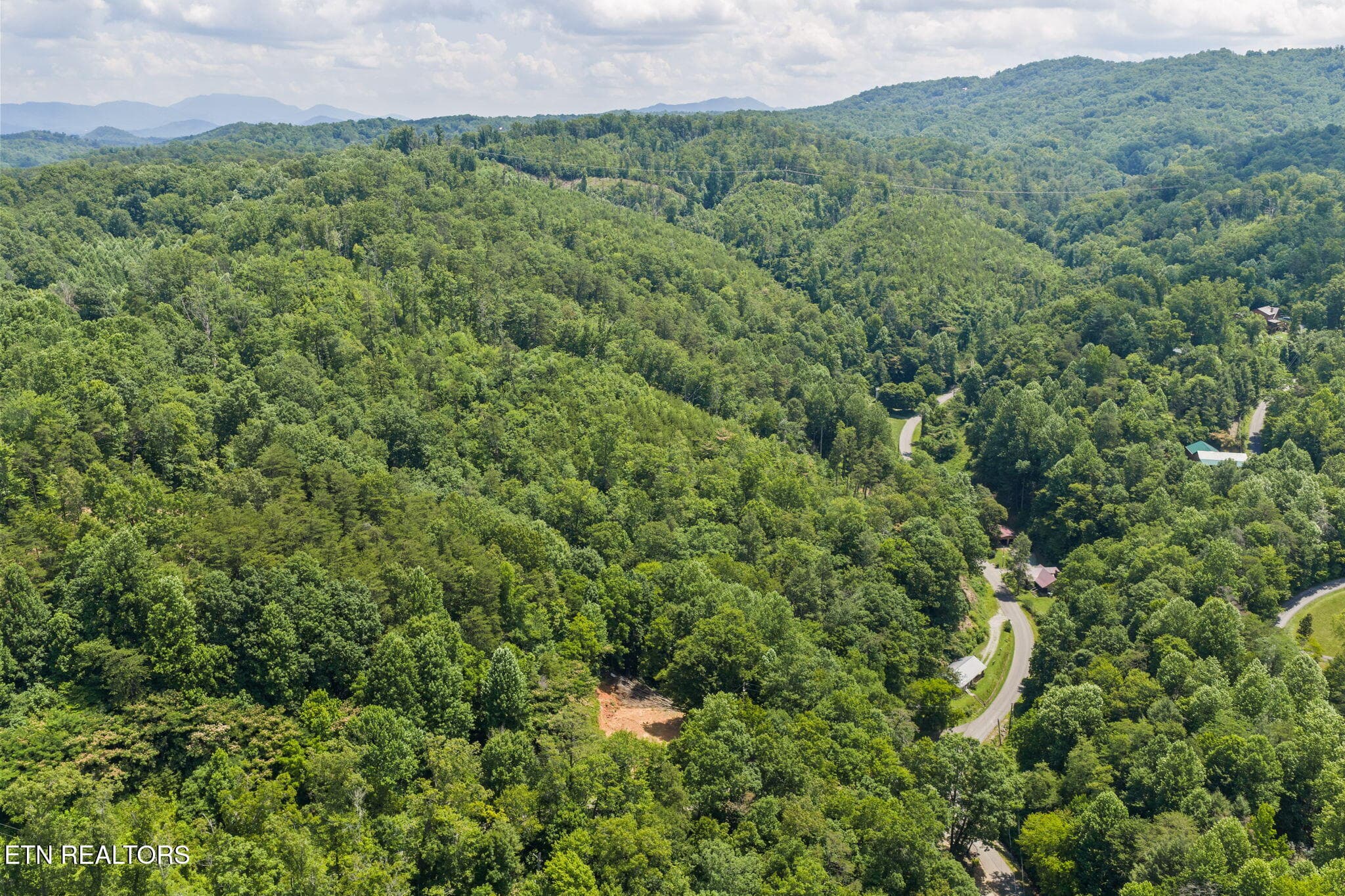 9-web-or-mls-Ogle-43 - 520 Verless Ogle Rd, Sevierville, TN 37876