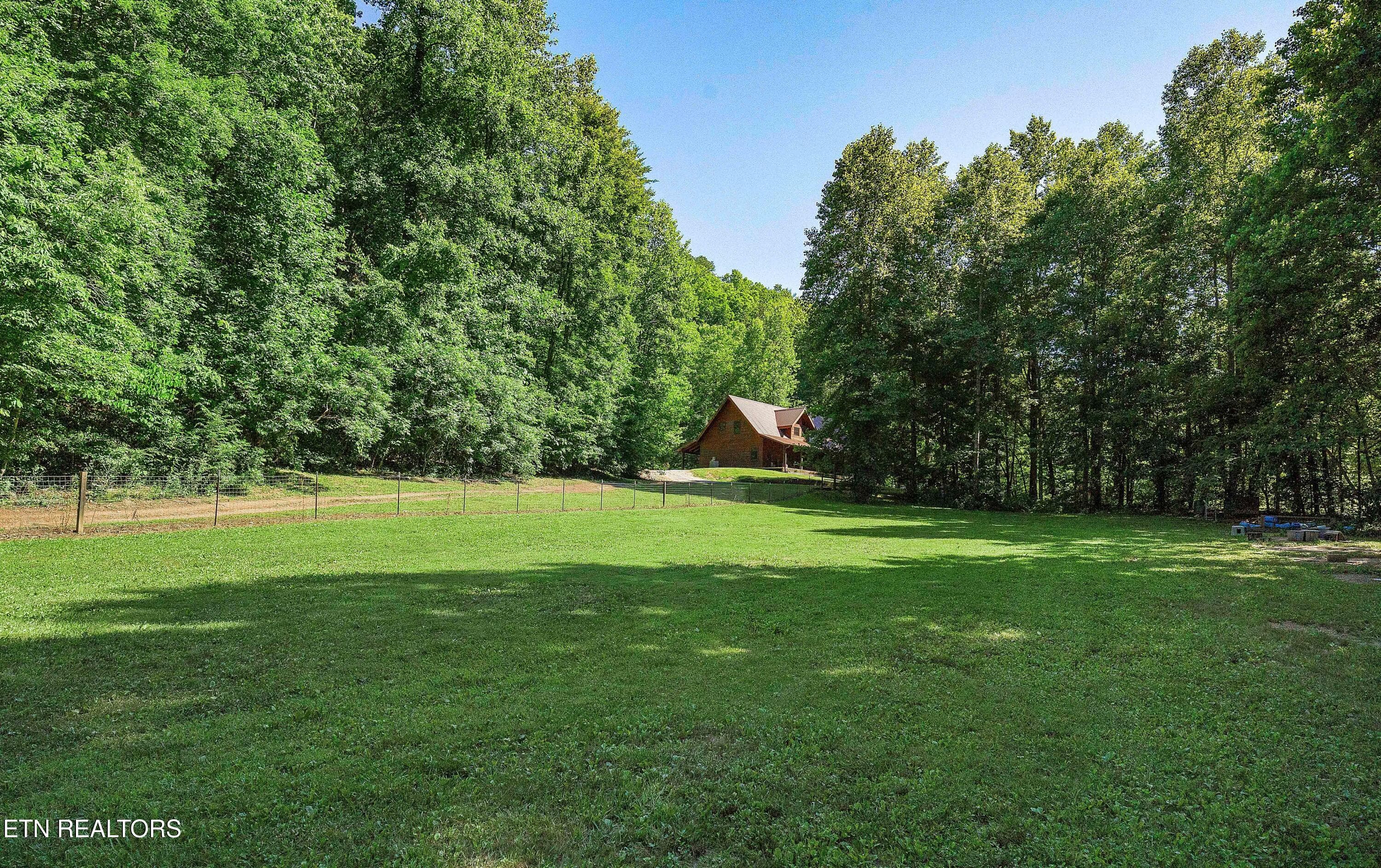L40A6152 - 1151 Chestnut Valley Rd, Vonore, TN 37885