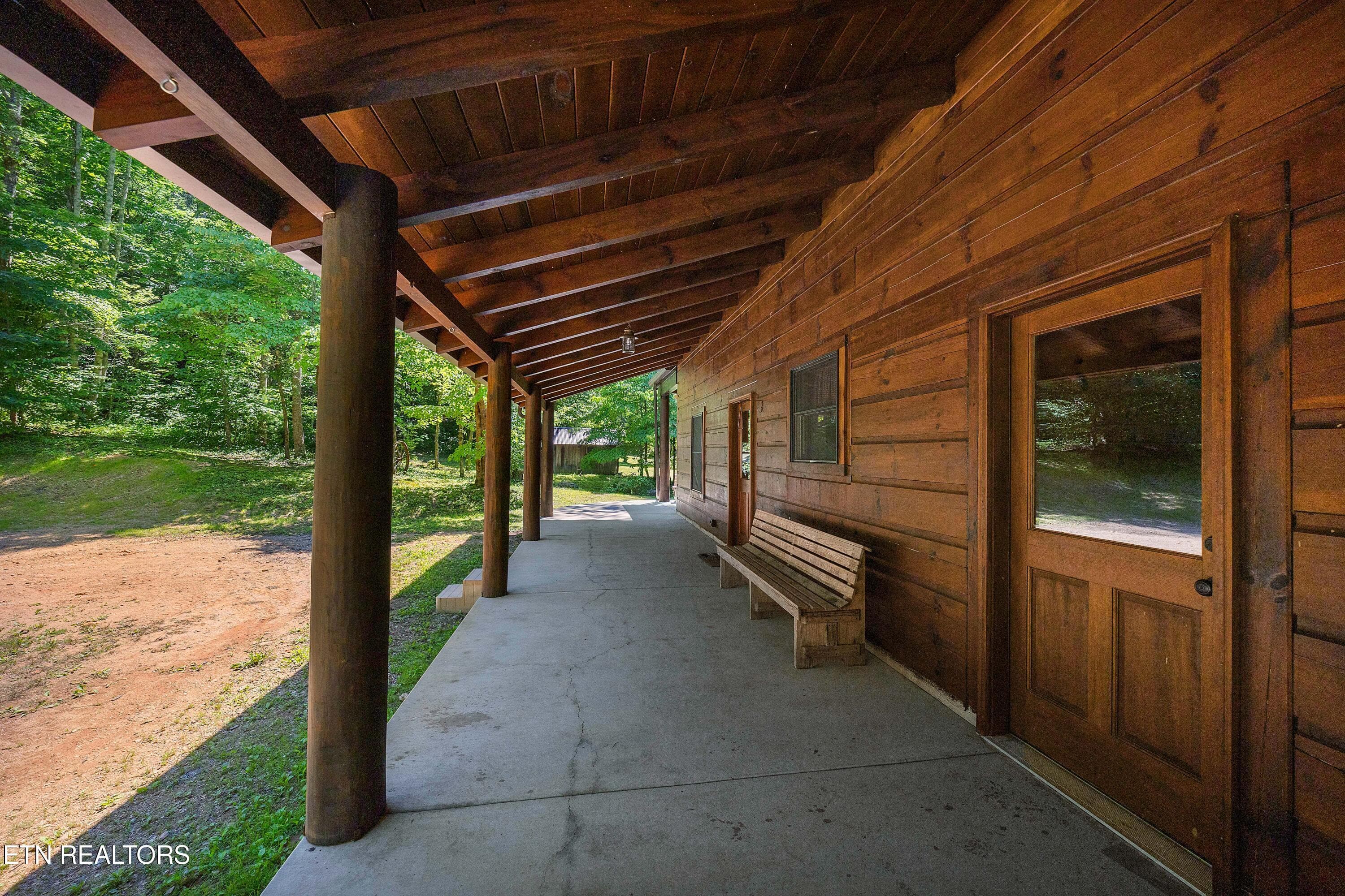 L40A6047 - 1151 Chestnut Valley Rd, Vonore, TN 37885