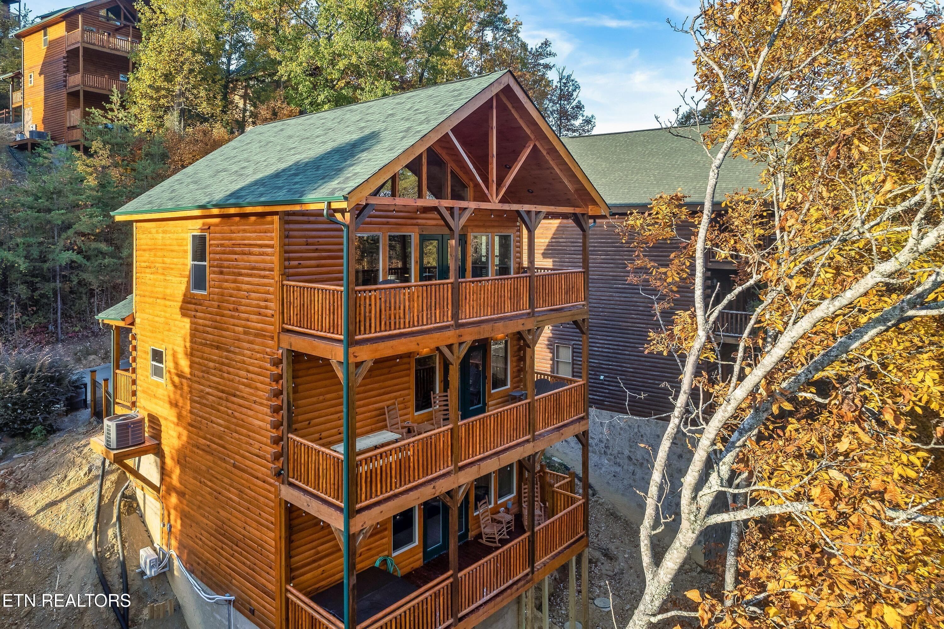 842bbc-50 - 842 Black Bear Cub Way, Sevierville, TN 37862