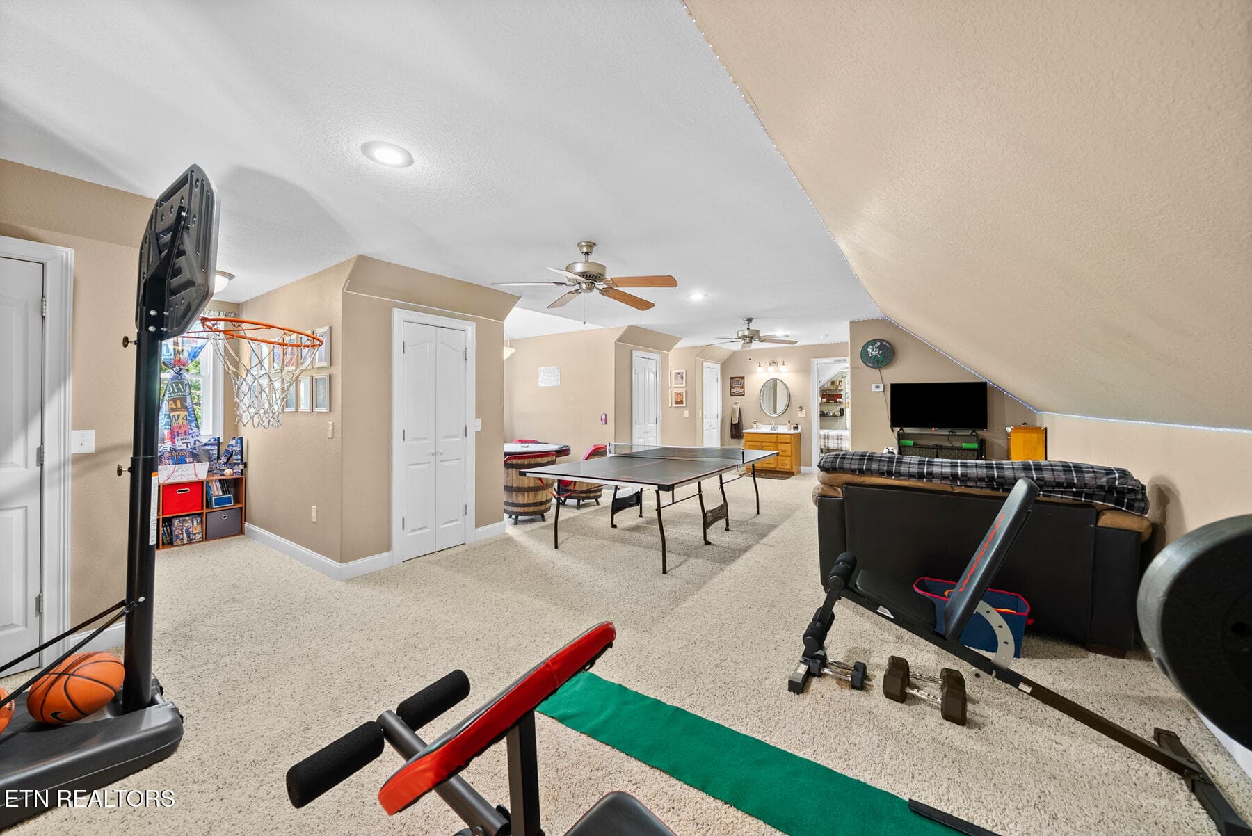 DSC03077 - 5171 Wilder 9ac Rd, Grimsley, TN 38565
