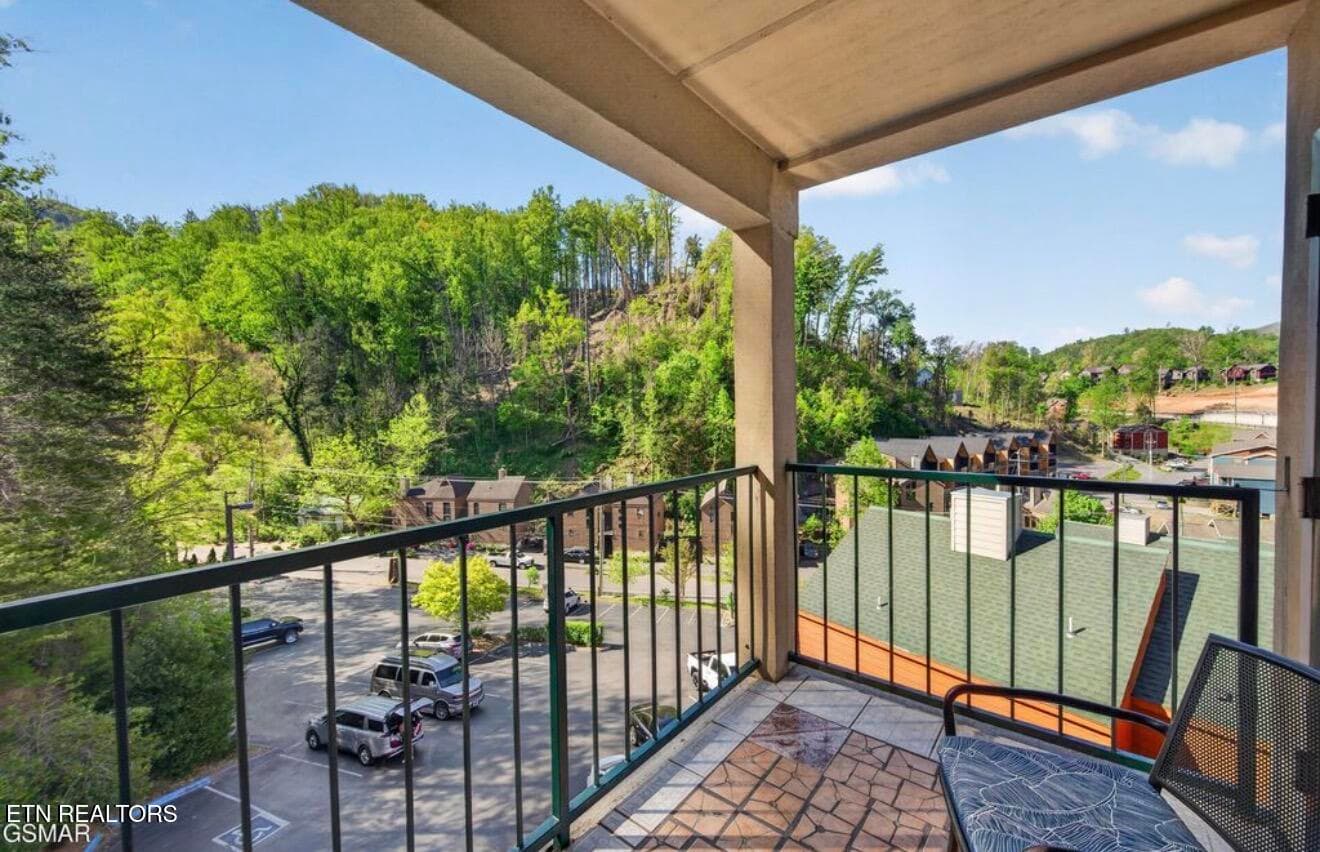 Balcony - 413 Baskins Creek Rd 501, Gatlinburg, TN 37738, Gatlinburg
