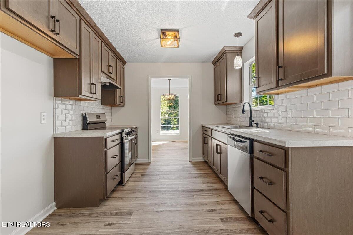 15 - 2613 Kenwood Drive, Athens, TN 37303