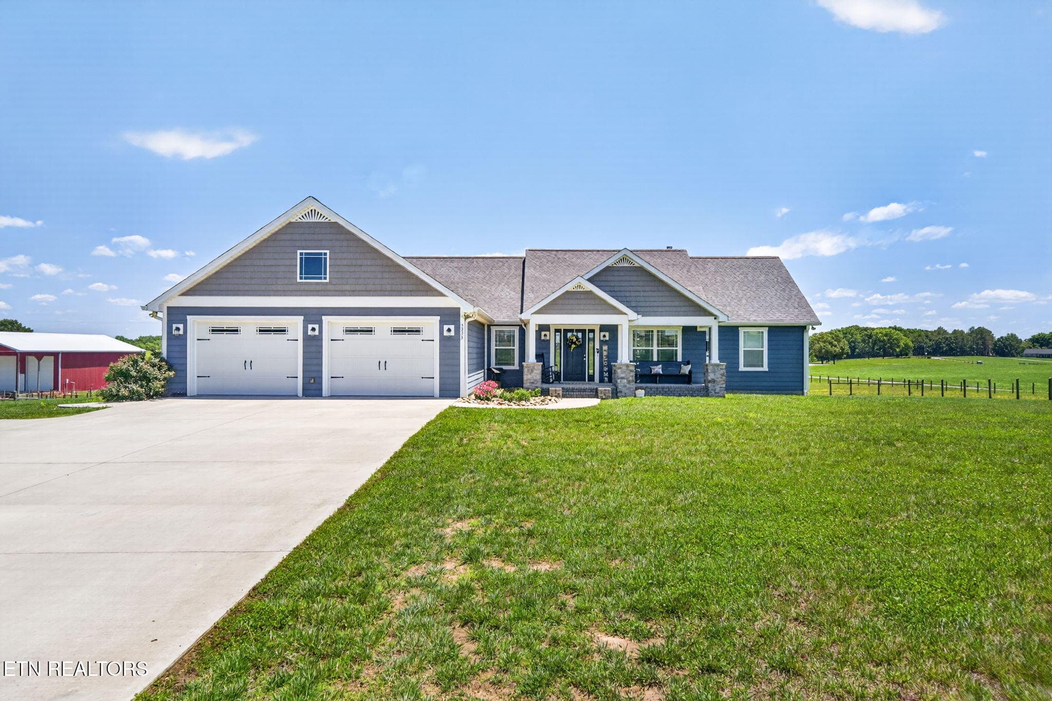 Oversized Garage - 5335 Hickey Ridge Rd Rd, Baxter, TN 38544
