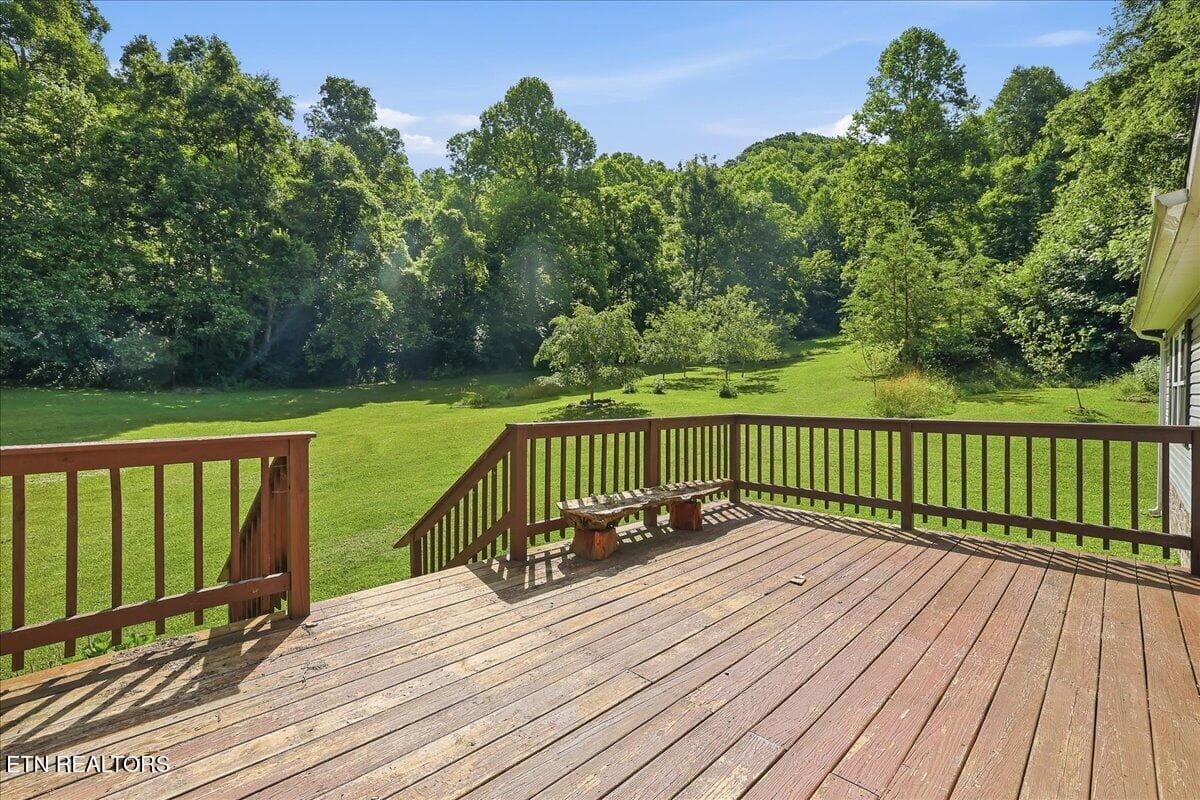 059-3503_Hwy_70_North_house_1_deck_001 - 3503 Highway 70 N, Eidson, TN 37731