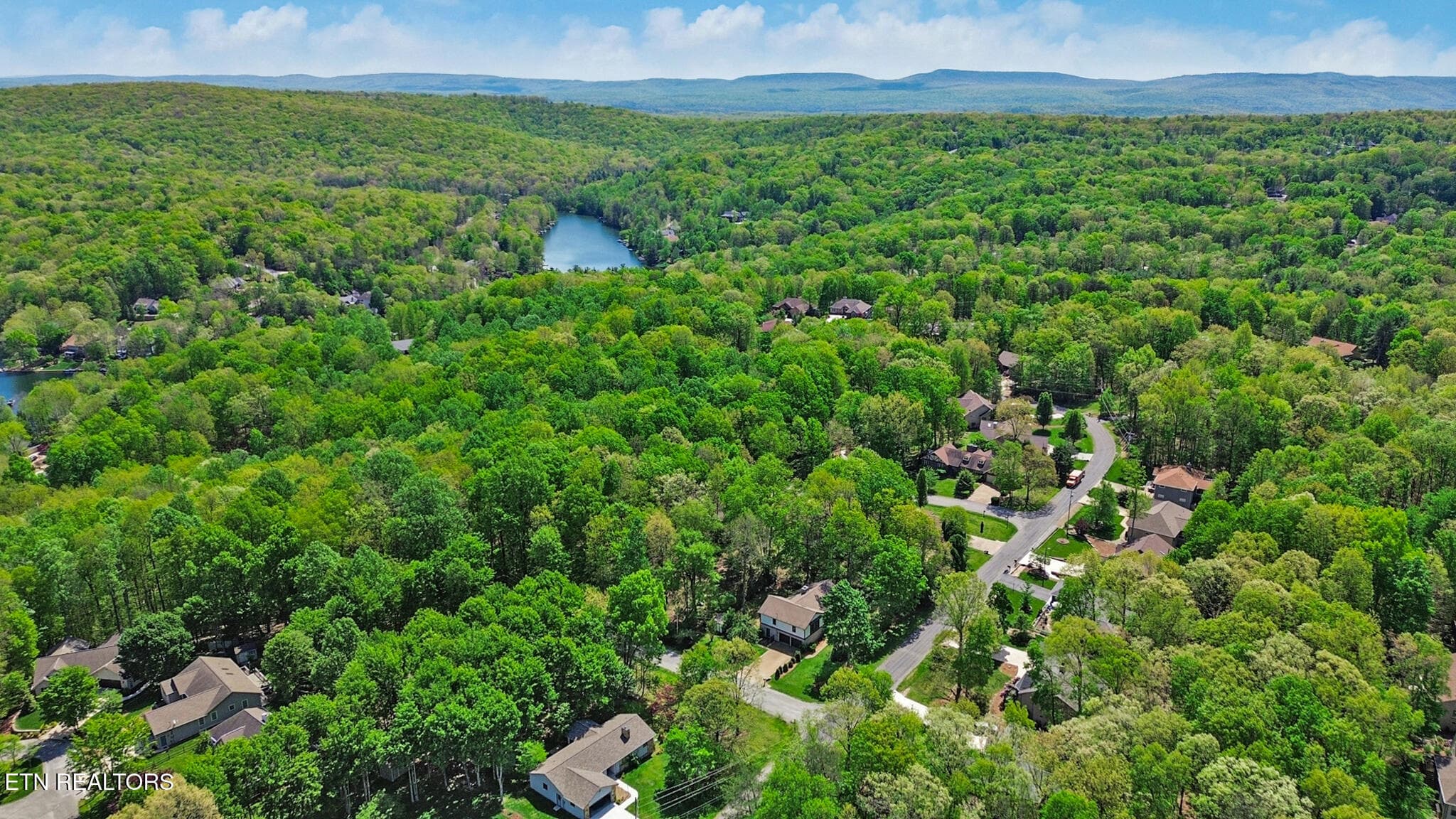 WOODED LOT - 14 Ridge Crest Circle, Fairfield Glade, TN 38558