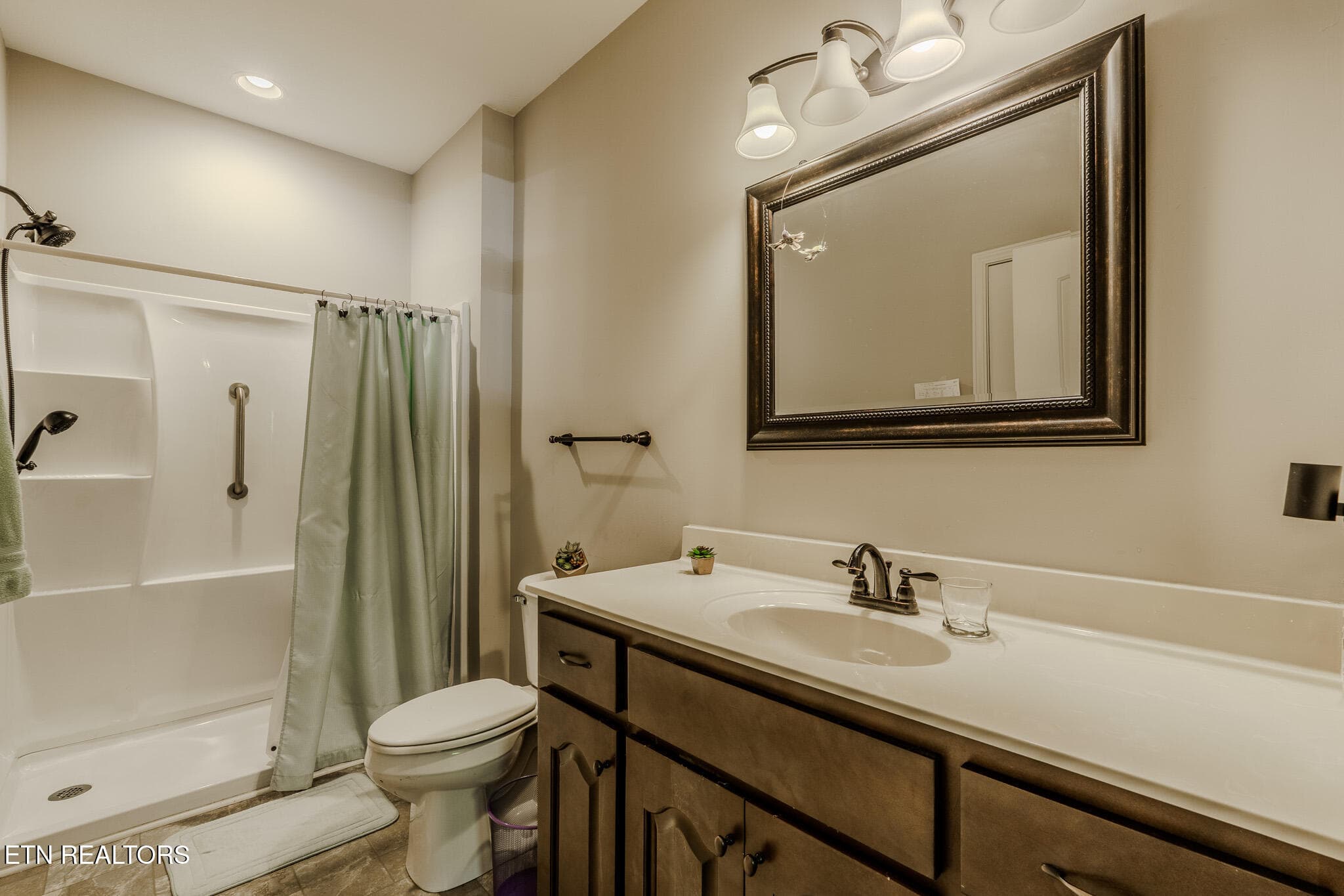 master b 5 new - 416 Forrest Springs Drive, Gatlinburg, TN 37738, Gatlinburg