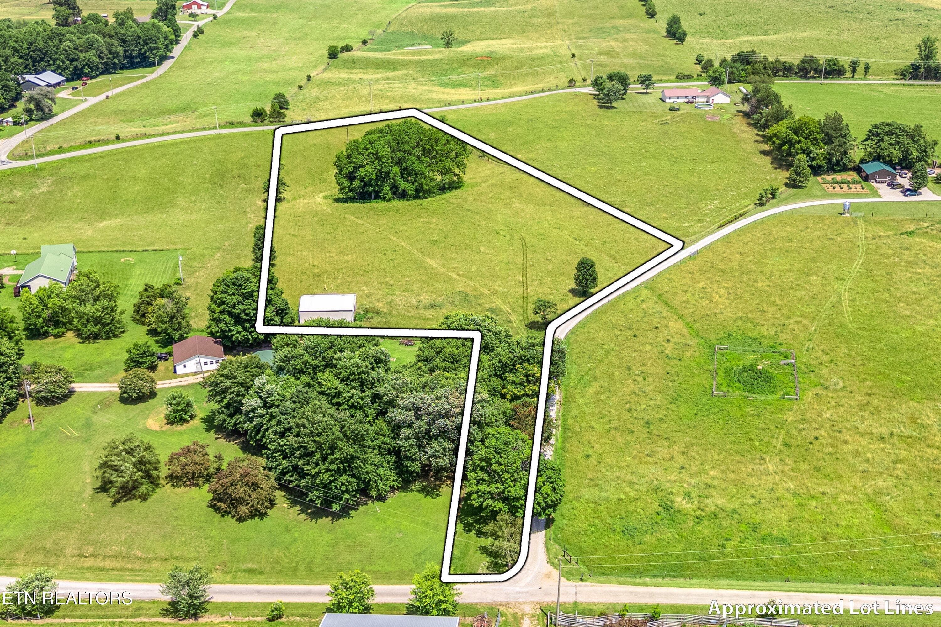 CL 1 - Dogwalk Rd, Alpine, TN 38543