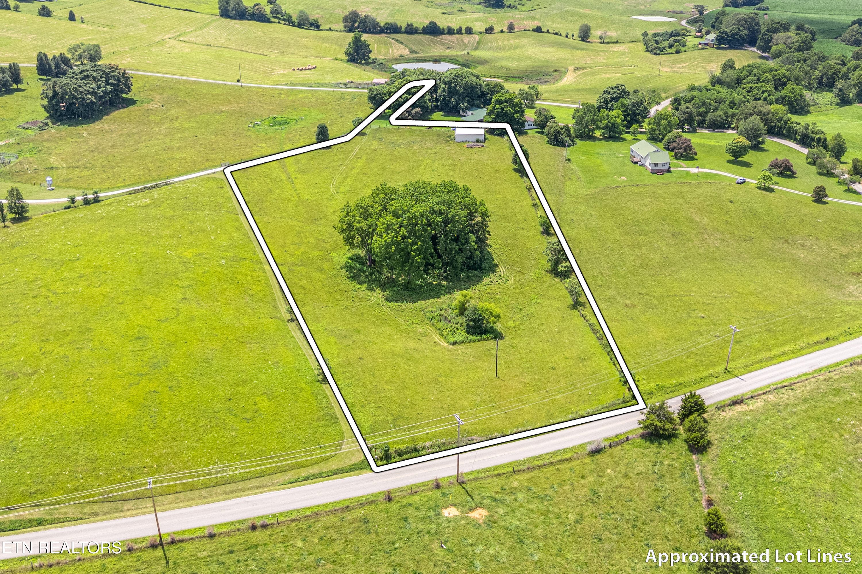 CL 7 - Dogwalk Rd, Alpine, TN 38543
