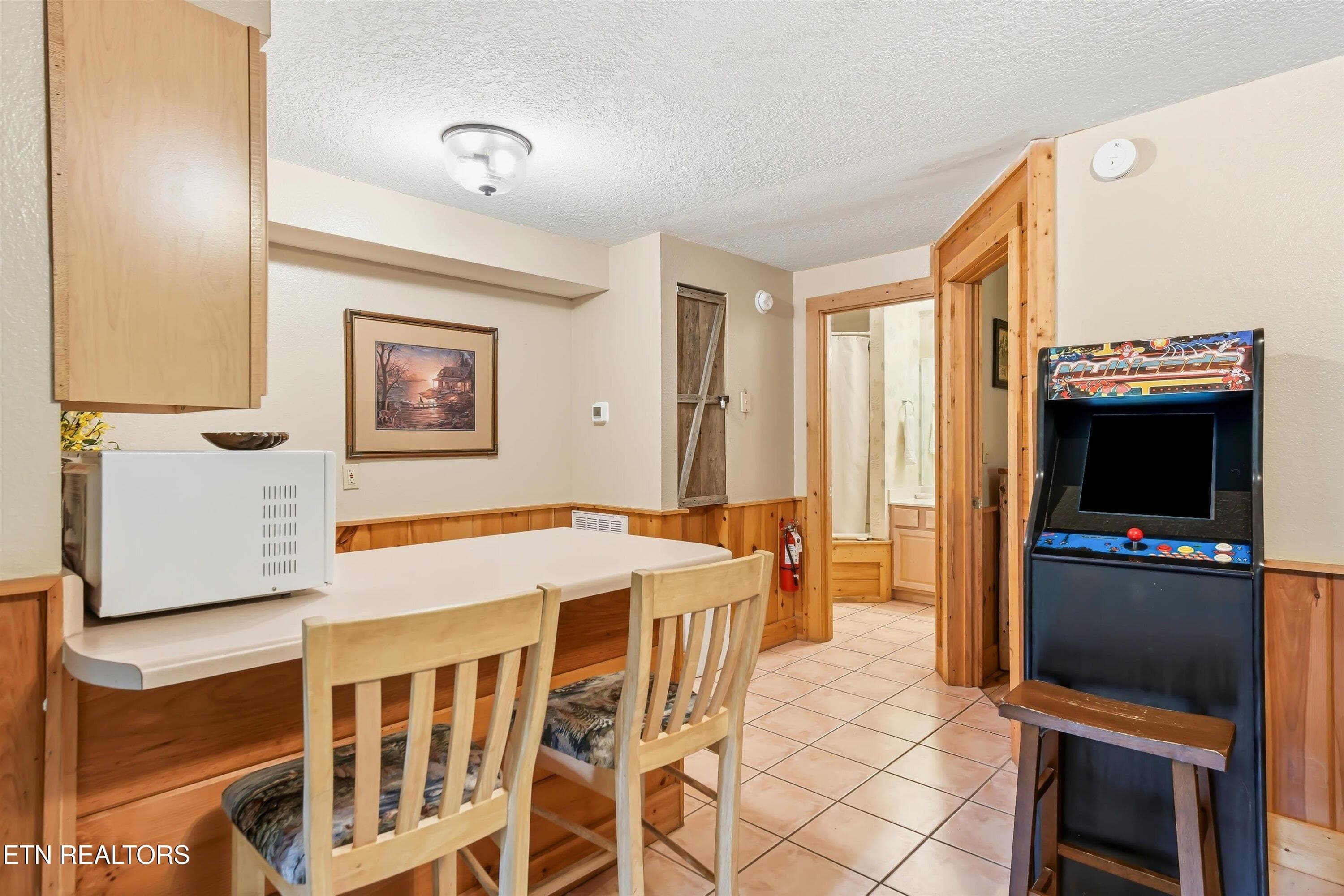 16-FINAL-16 - 336 Big Bear Way, Pigeon Forge, TN 37863, Pigeon Forge