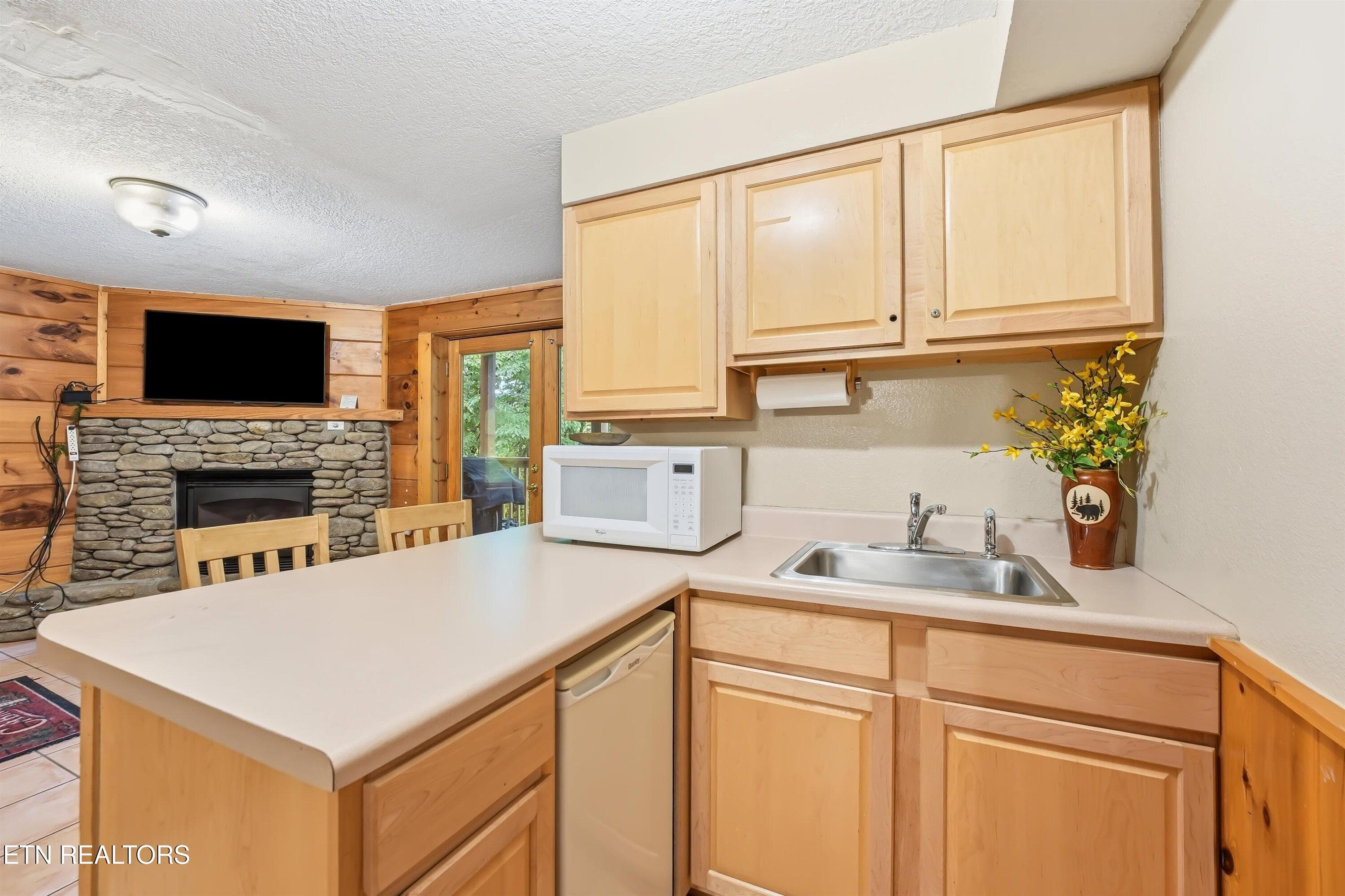 17-FINAL-17 - 336 Big Bear Way, Pigeon Forge, TN 37863, Pigeon Forge
