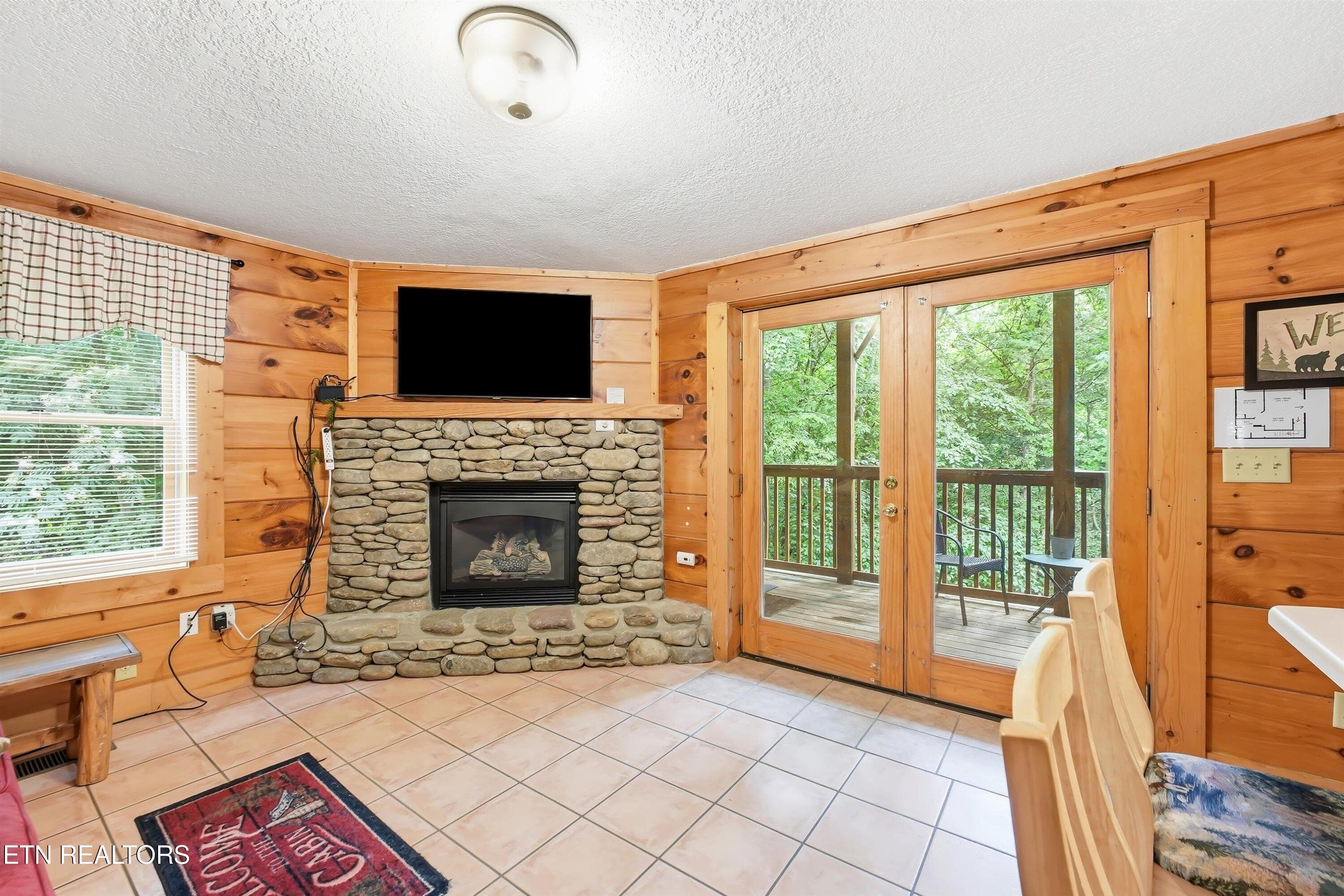 20-FINAL-20 - 336 Big Bear Way, Pigeon Forge, TN 37863, Pigeon Forge