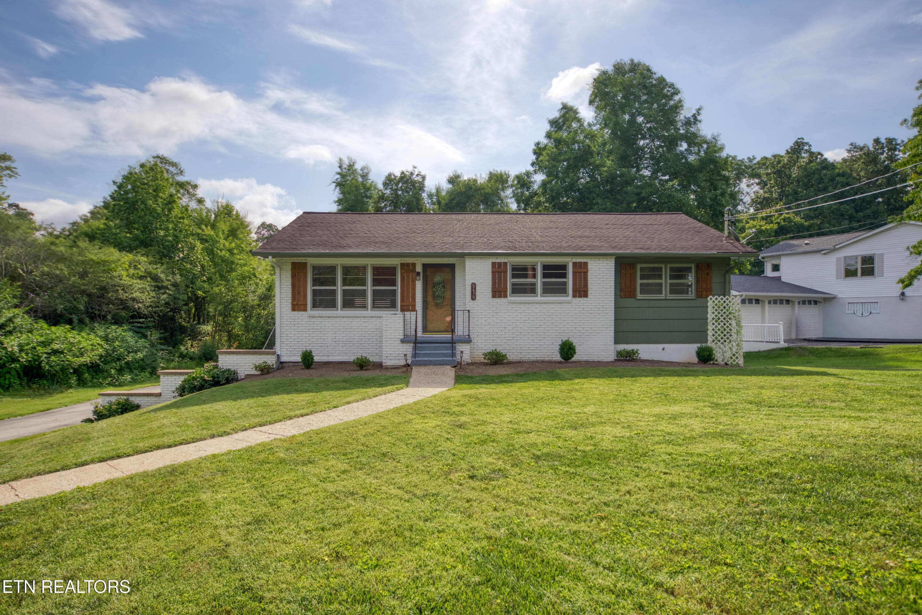 916 Mallory Rd - 916 Mallory Rd, Knoxville, TN 37919