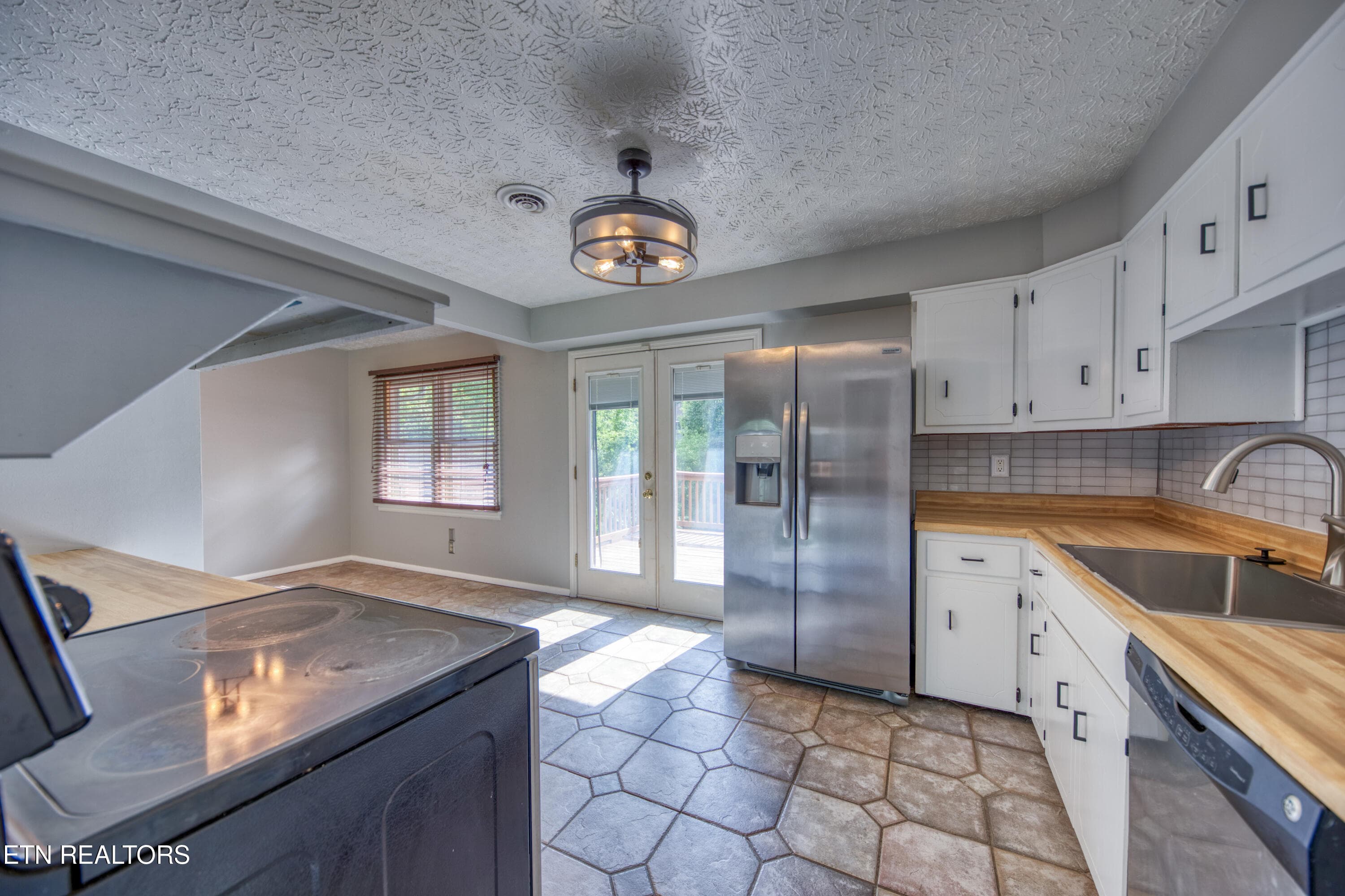 0H3A7175_22 - 916 Mallory Rd, Knoxville, TN 37919