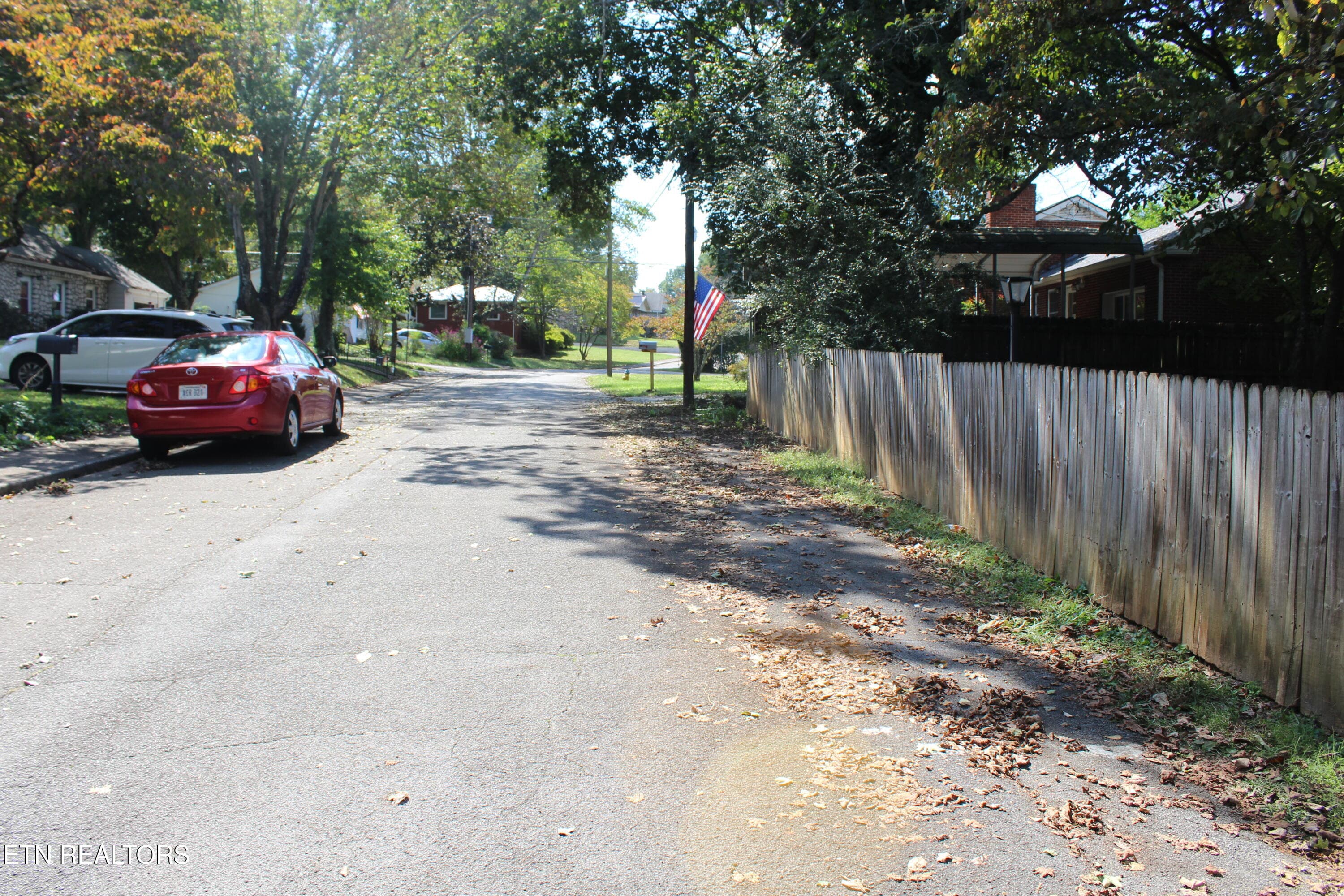 IMG_4990 - 506 Wharf St, Loudon, TN 37774