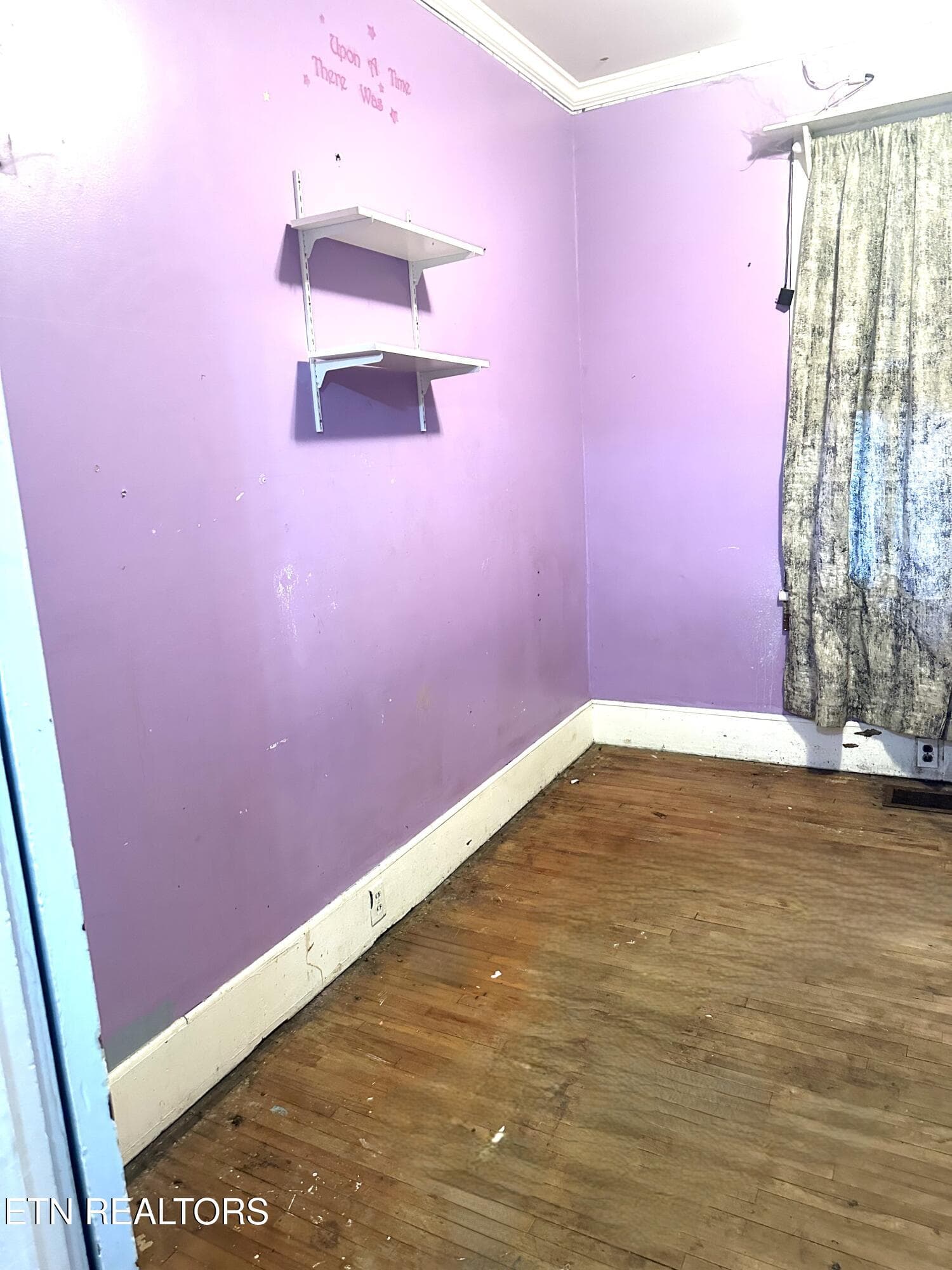 W_! - 506 Wharf St, Loudon, TN 37774
