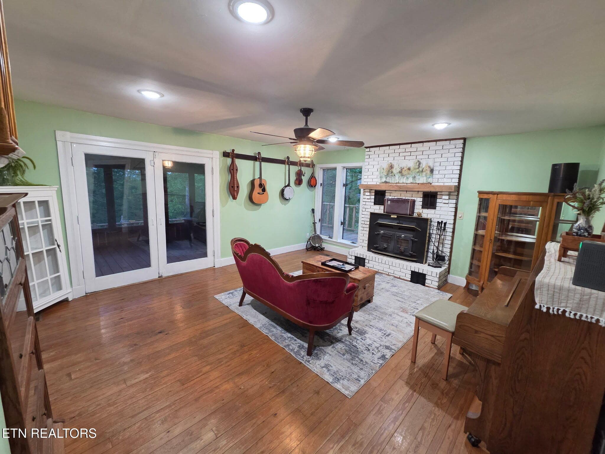 144 - 141 Central Ave, Robbins, TN 37852