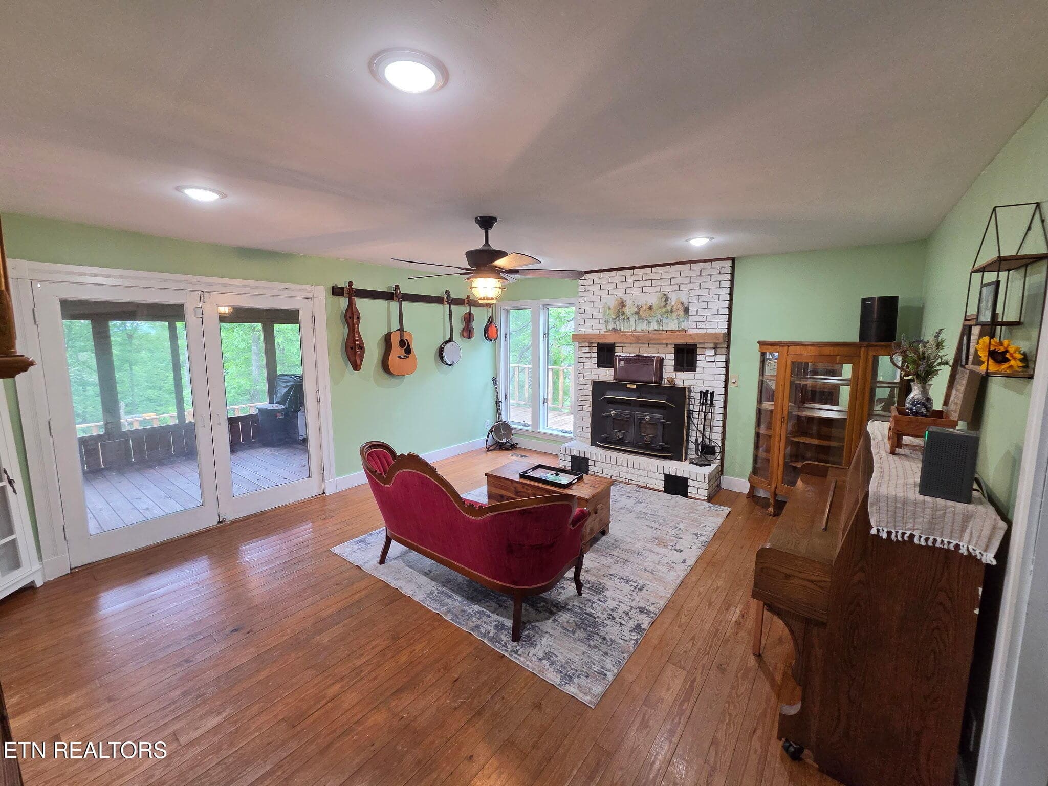 158 - 141 Central Ave, Robbins, TN 37852