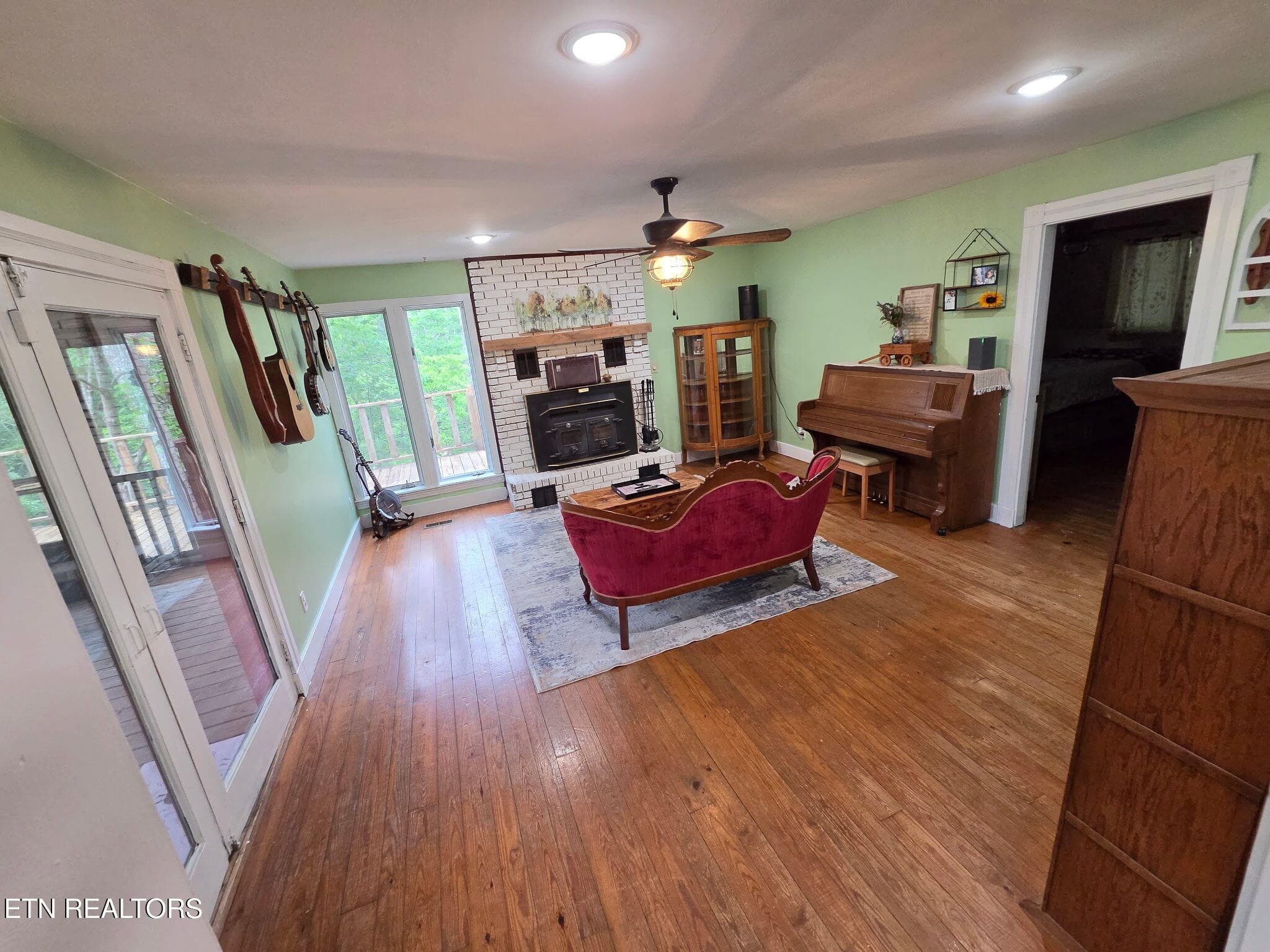 159 - 141 Central Ave, Robbins, TN 37852