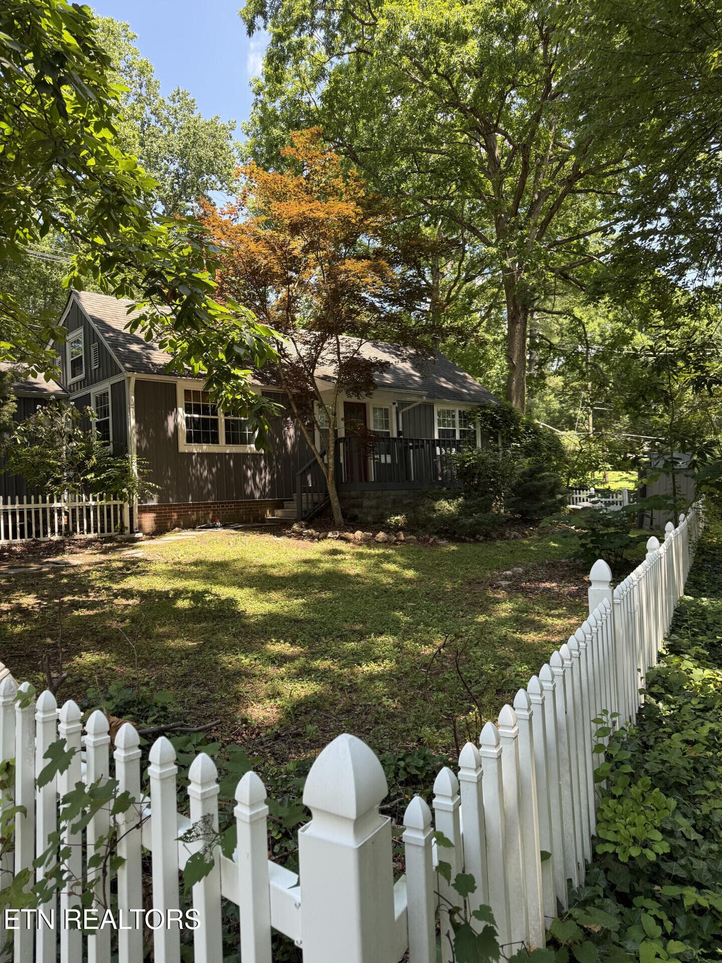 142WNorrisRd_69831_20 - 142 W Norris Rd, Norris, TN 37828