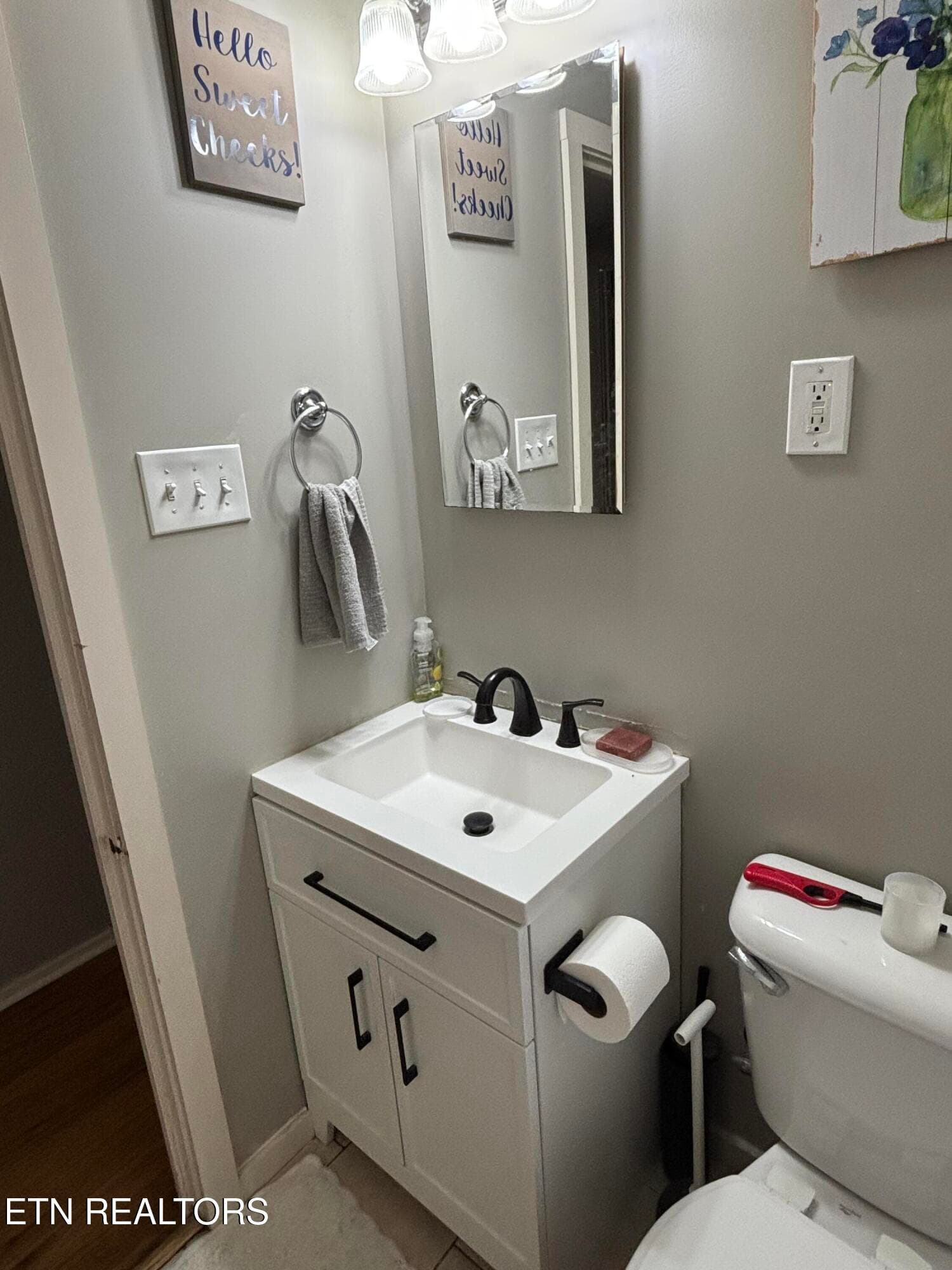 Remodeled Bath - 107 Porter Rd, Oak Ridge, TN 37830