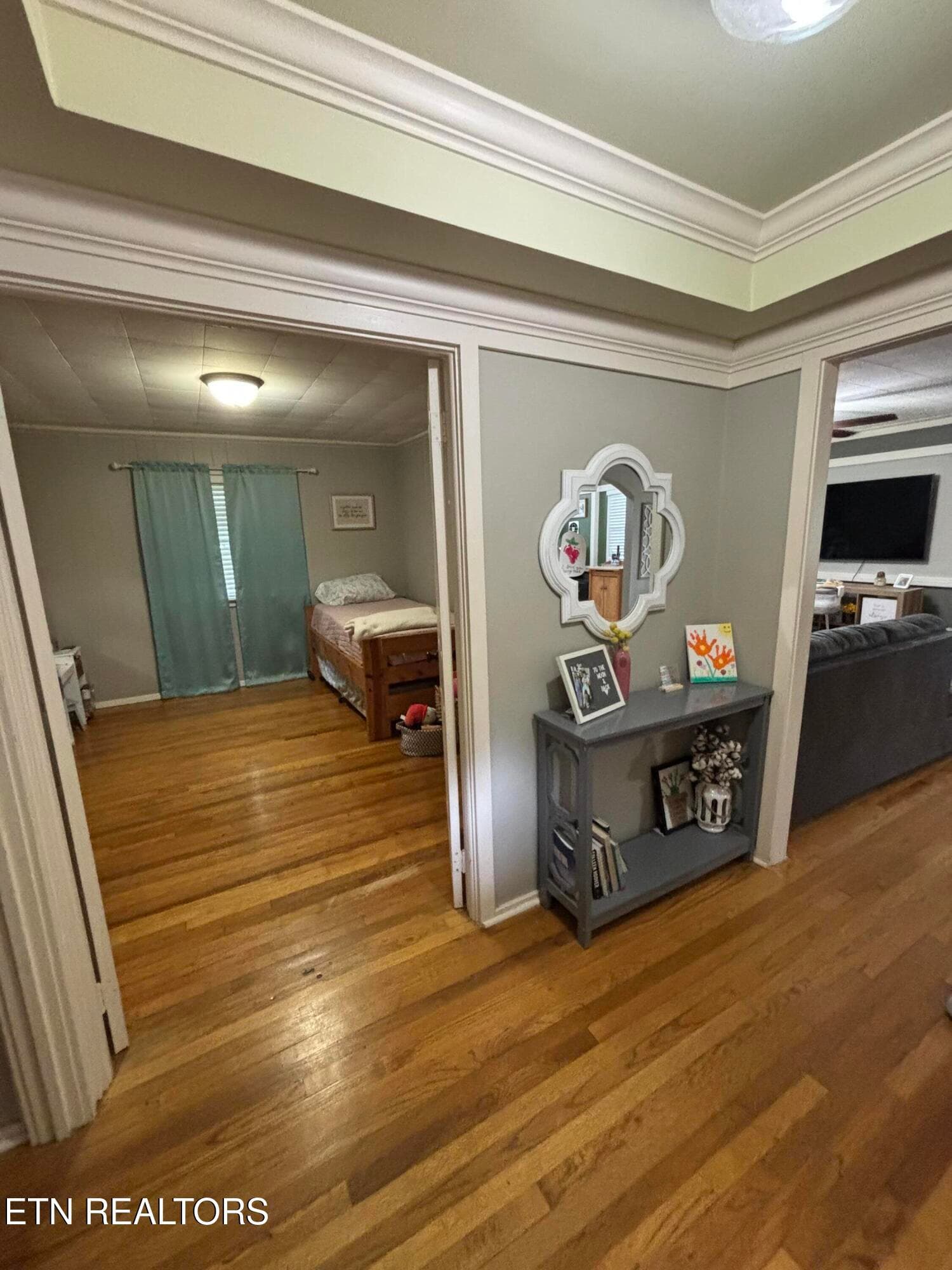 Entry Foyer - 107 Porter Rd, Oak Ridge, TN 37830