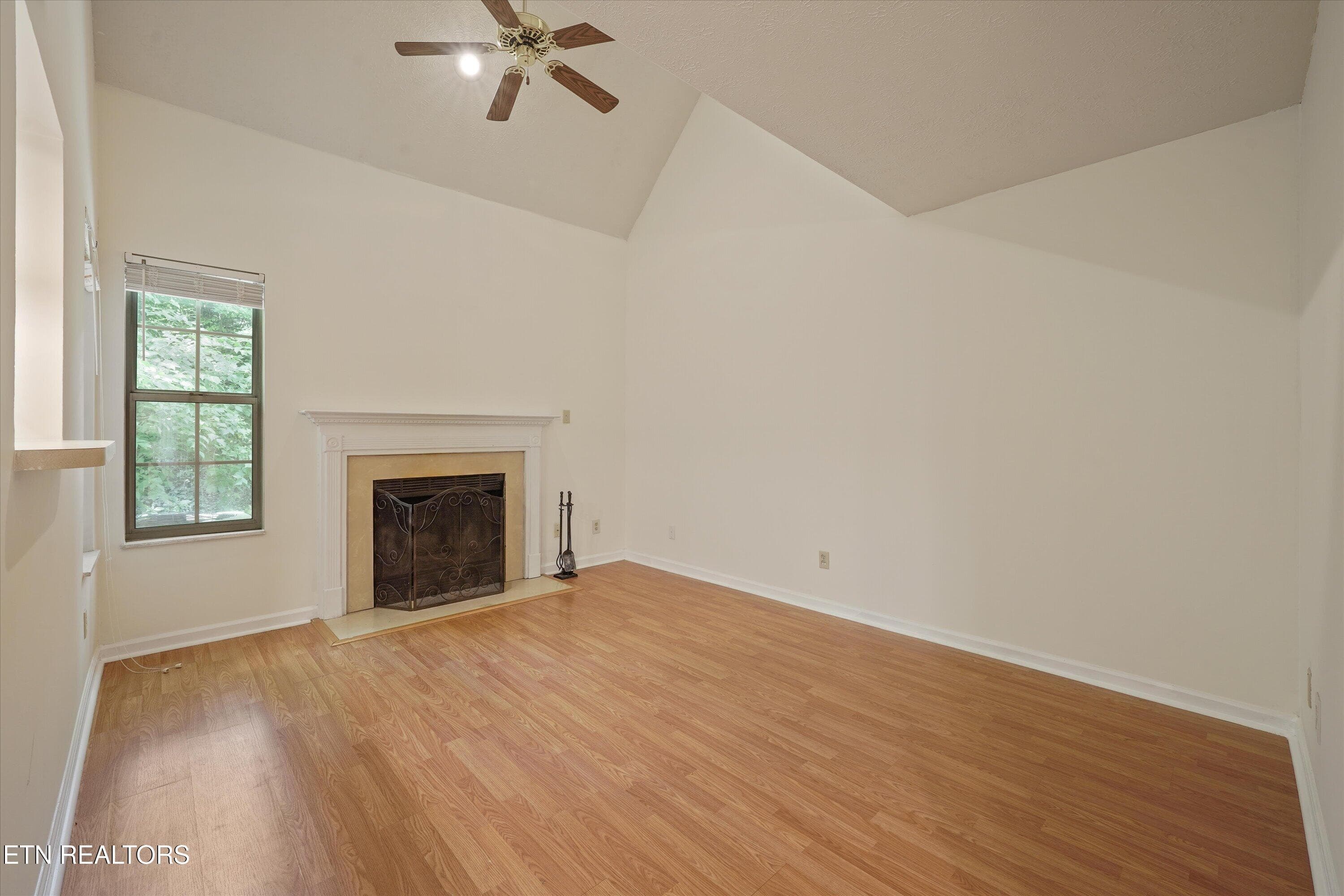 09-6913 Kings Crossing Way10 - 6913 Kings Crossing Way, Knoxville, TN 37918, Knoxville