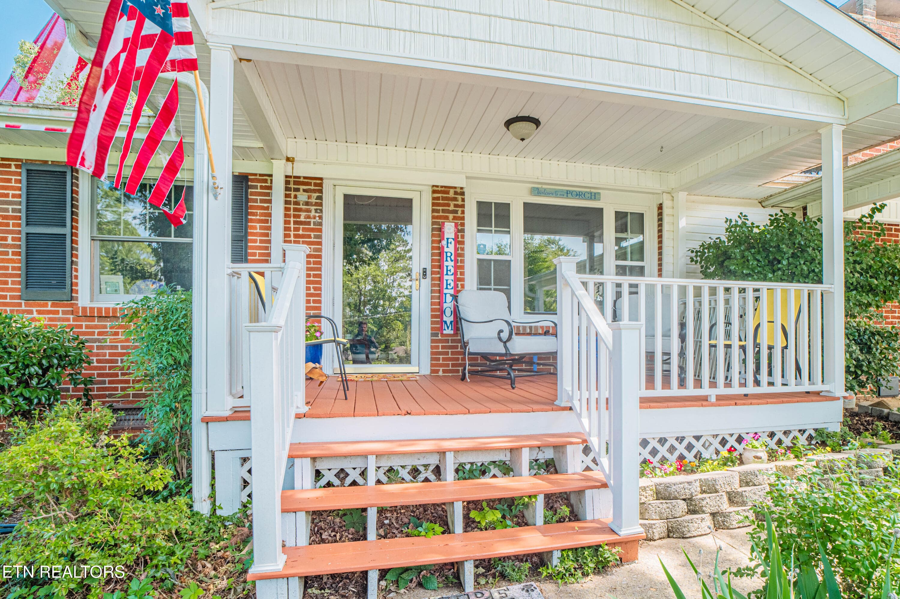 Porch - 5608 Sierra Rd, Knoxville, TN 37912, Knoxville