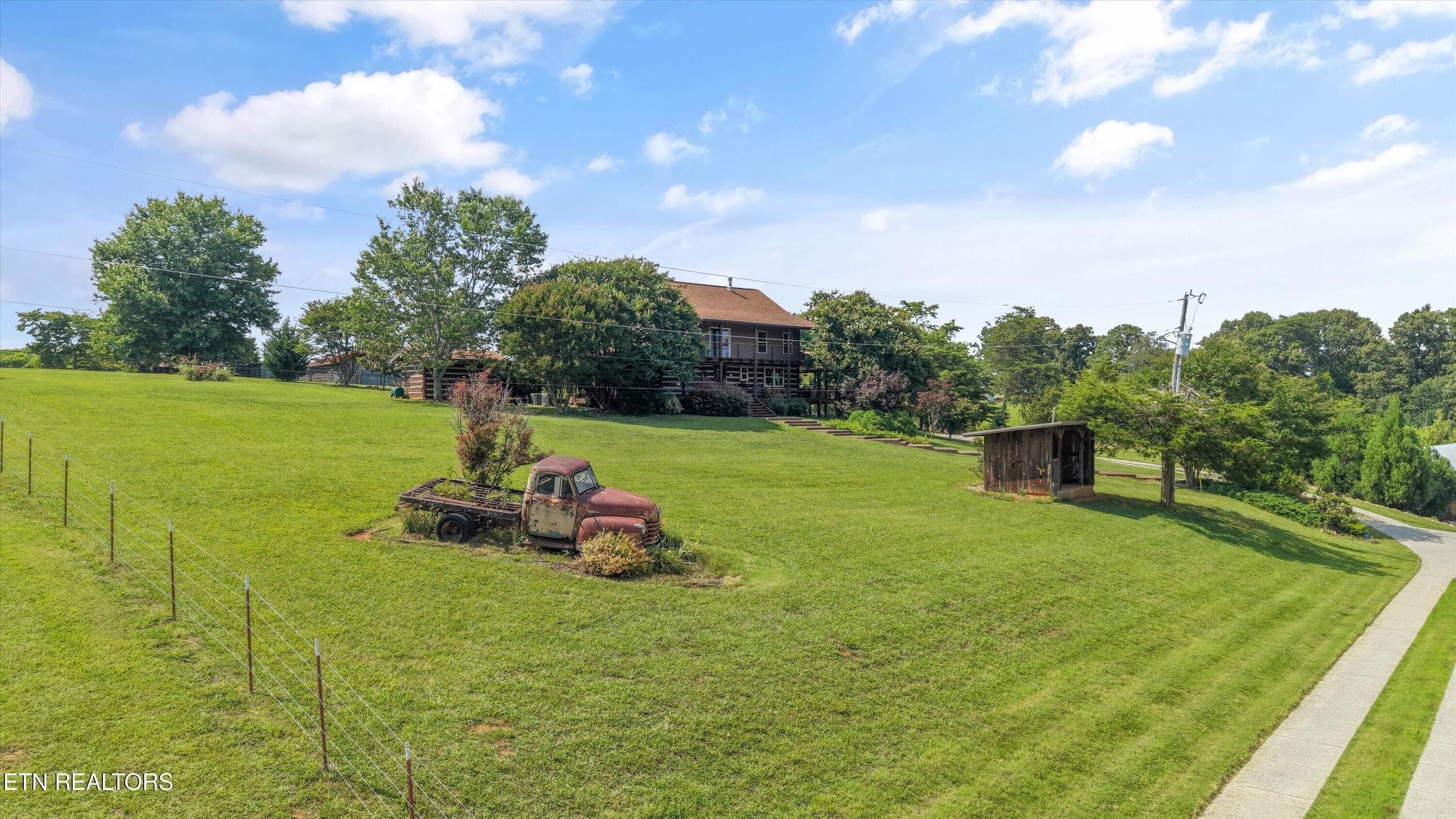 57-2132 Grey Ridge Rd52 - 2132 Grey Ridge Rd, Maryville, TN 37801