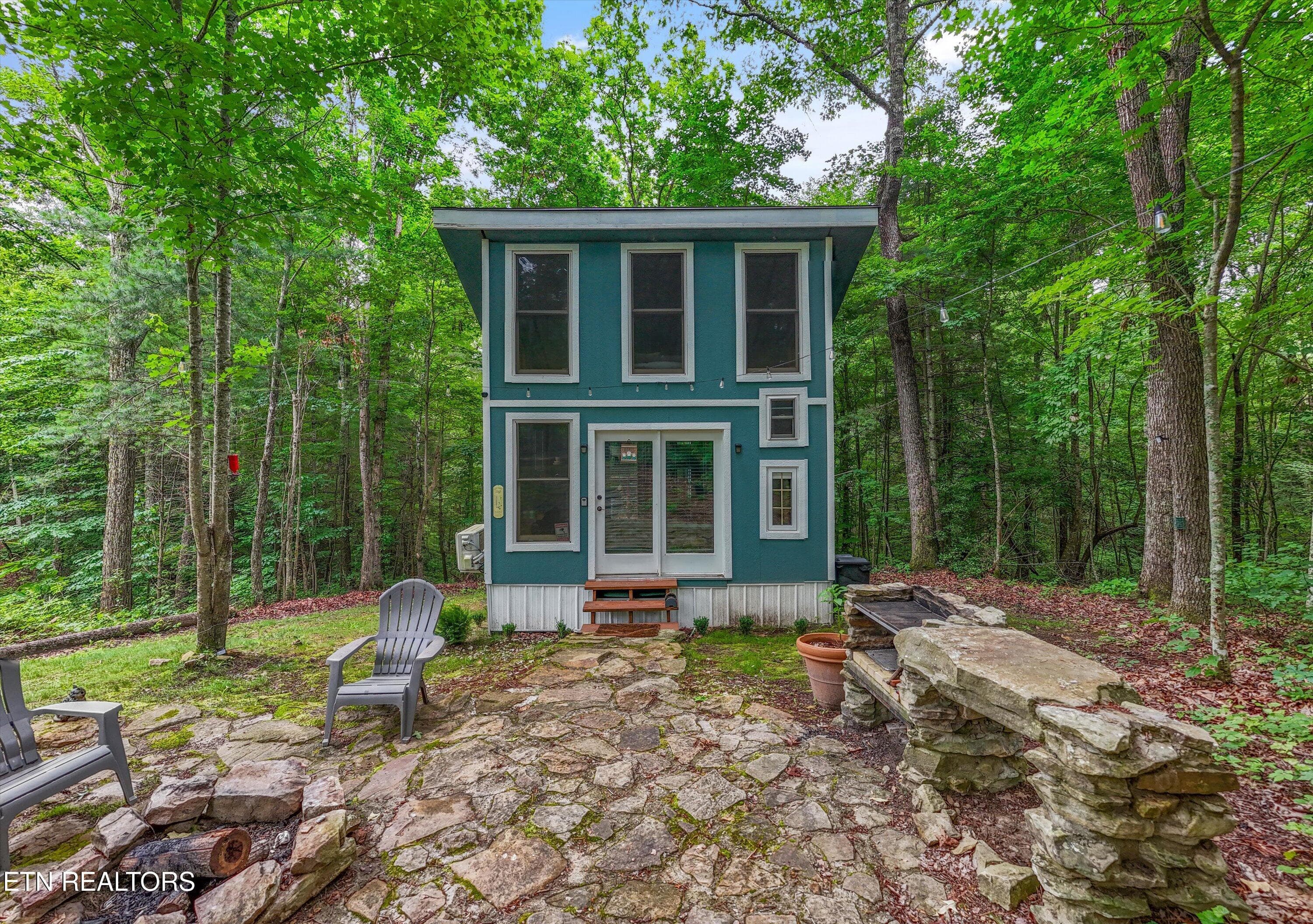 Tiny Home 1 - 146 Harkle Rd, Lancing, TN 37770