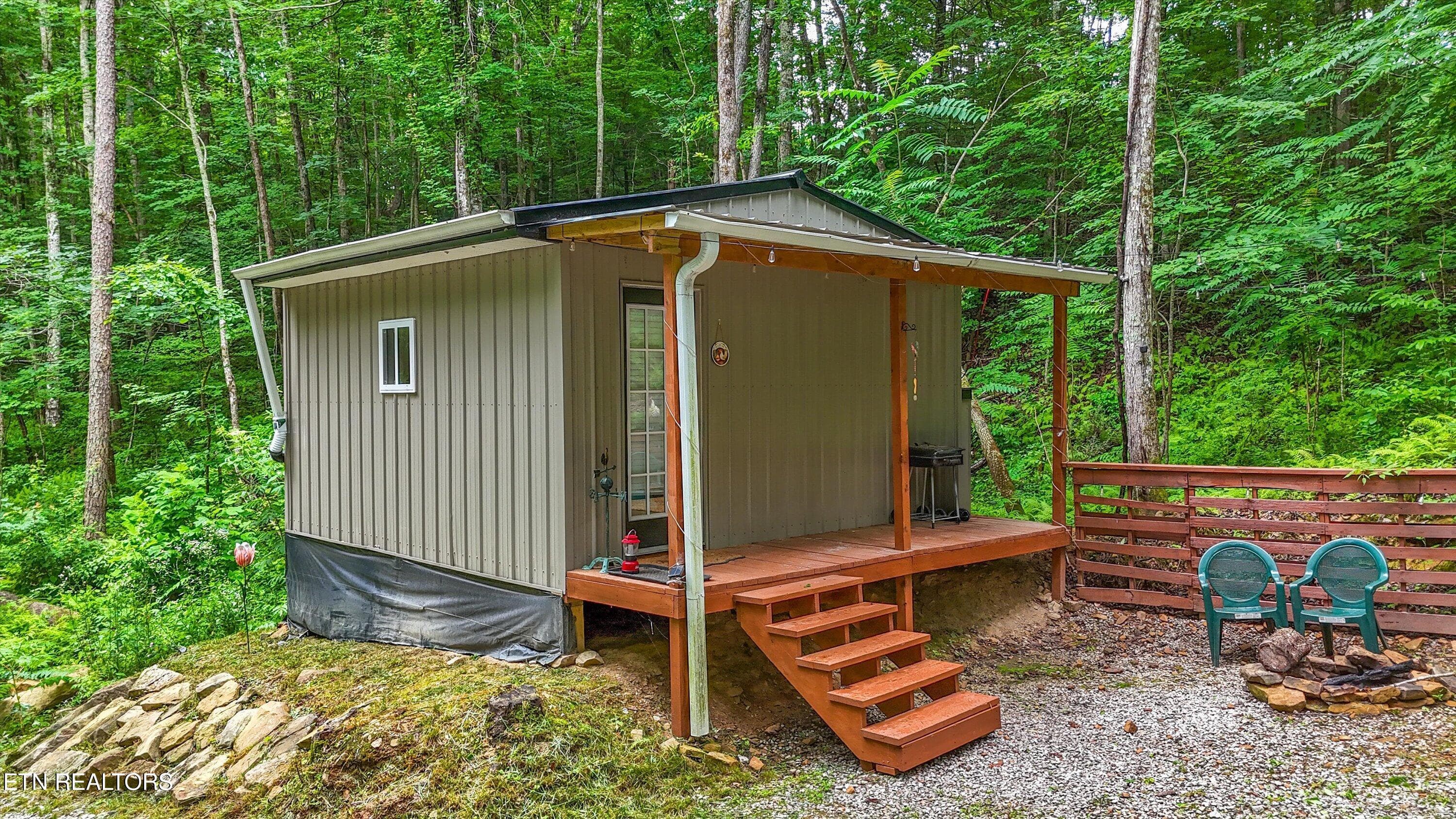 Tiny Home 2 - 146 Harkle Rd, Lancing, TN 37770