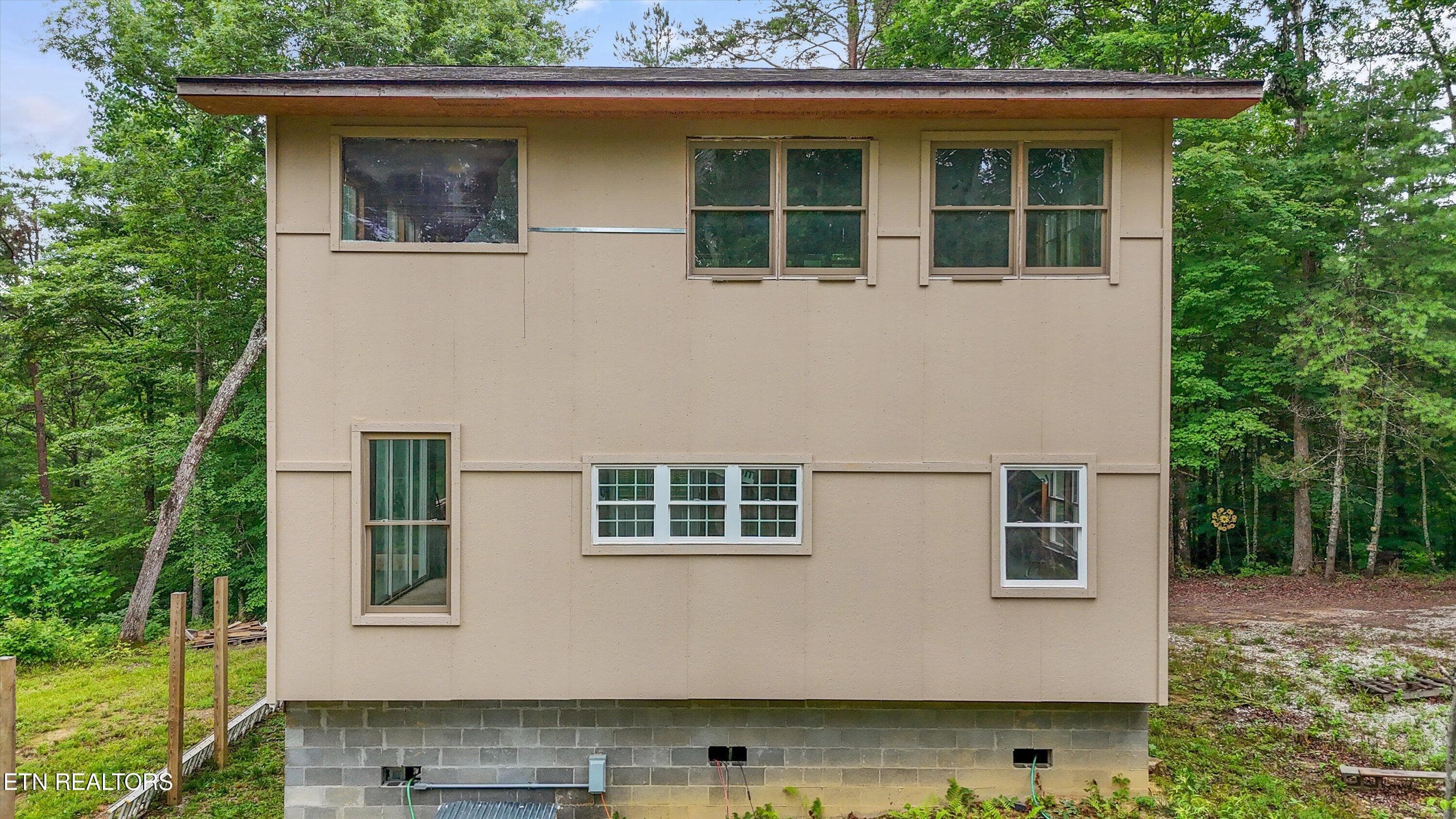 17-146 Harkle Rd22 - 146 Harkle Rd, Lancing, TN 37770
