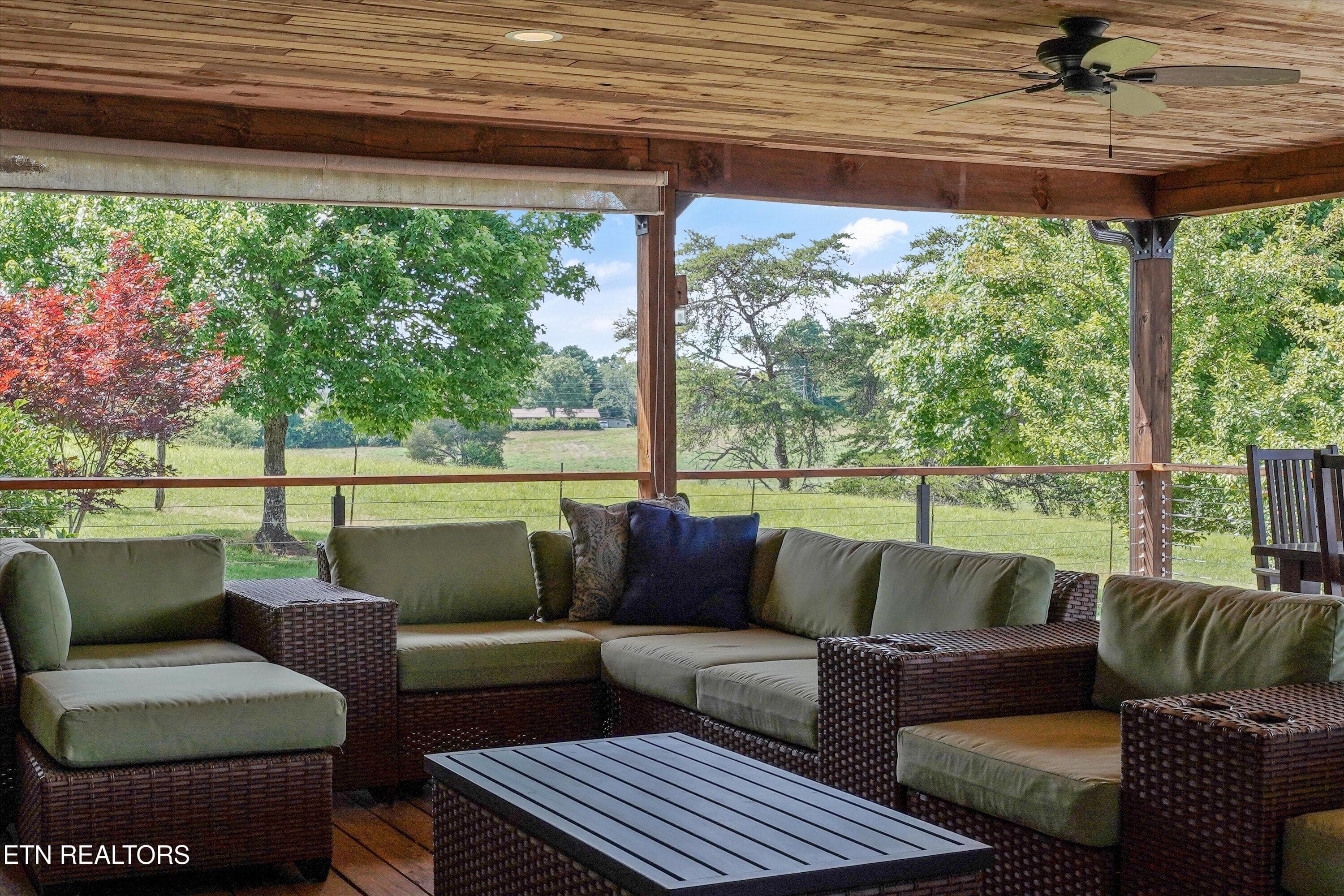 43-2132 Grey Ridge Rd33 - 2132 Grey Ridge Rd, Maryville, TN 37801