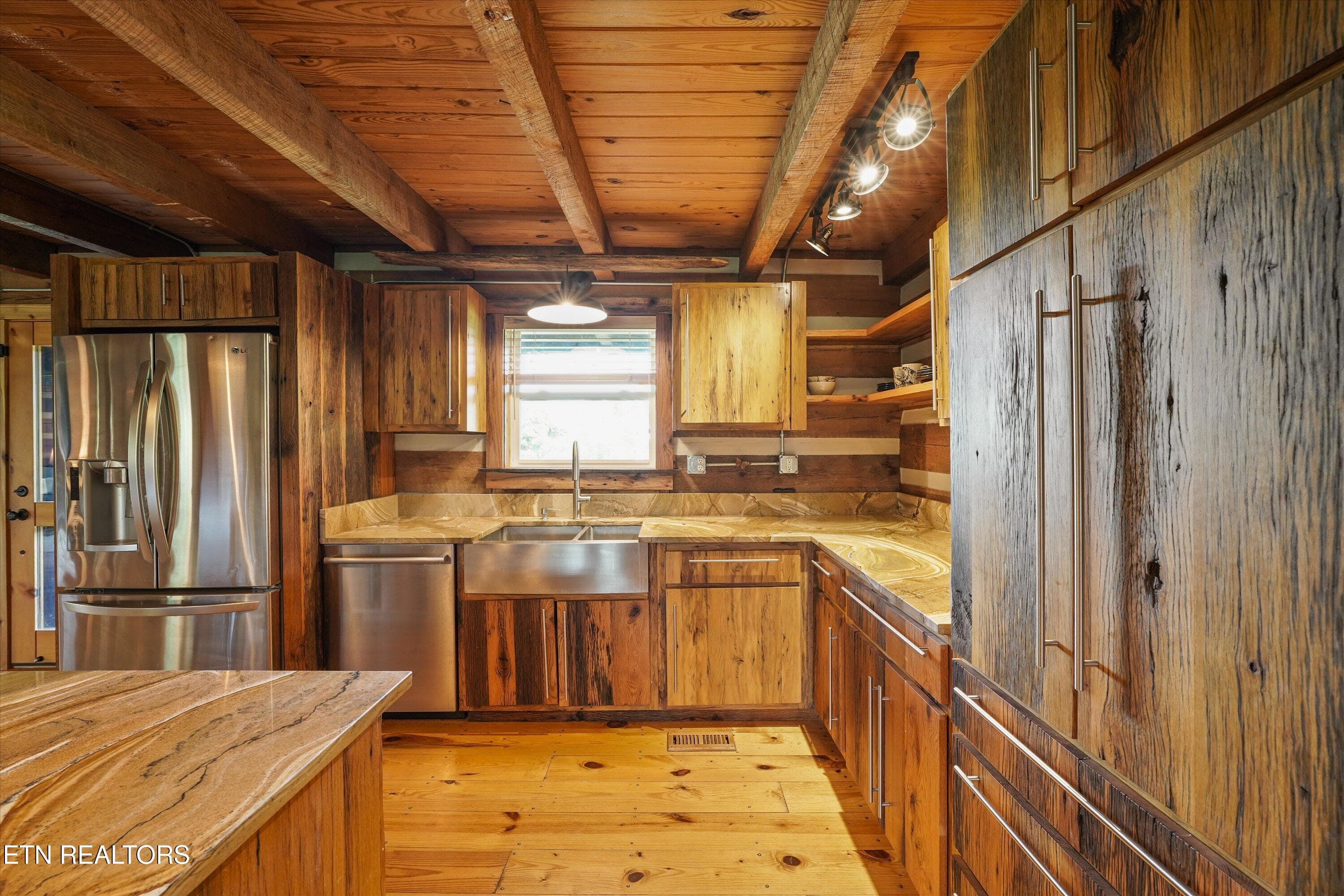 13-2132 Grey Ridge Rd46 - 2132 Grey Ridge Rd, Maryville, TN 37801
