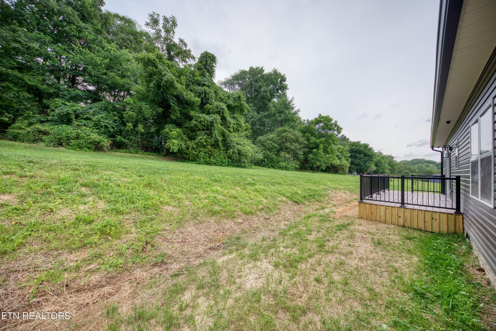 160 Huckleberry Hollow Rear Deck - 180 Huckleberry Hollow, Kingston, TN 37763
