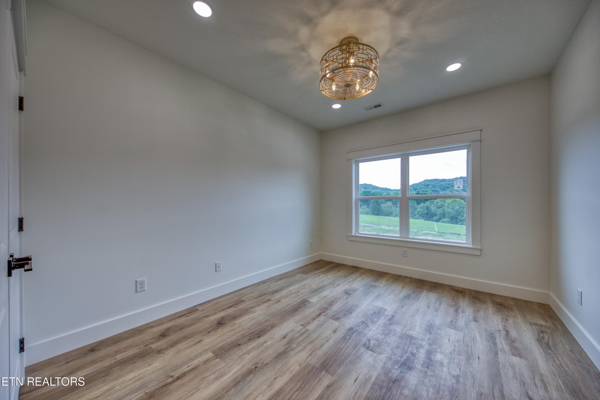 Bedroom - 180 Huckleberry Hollow, Kingston, TN 37763