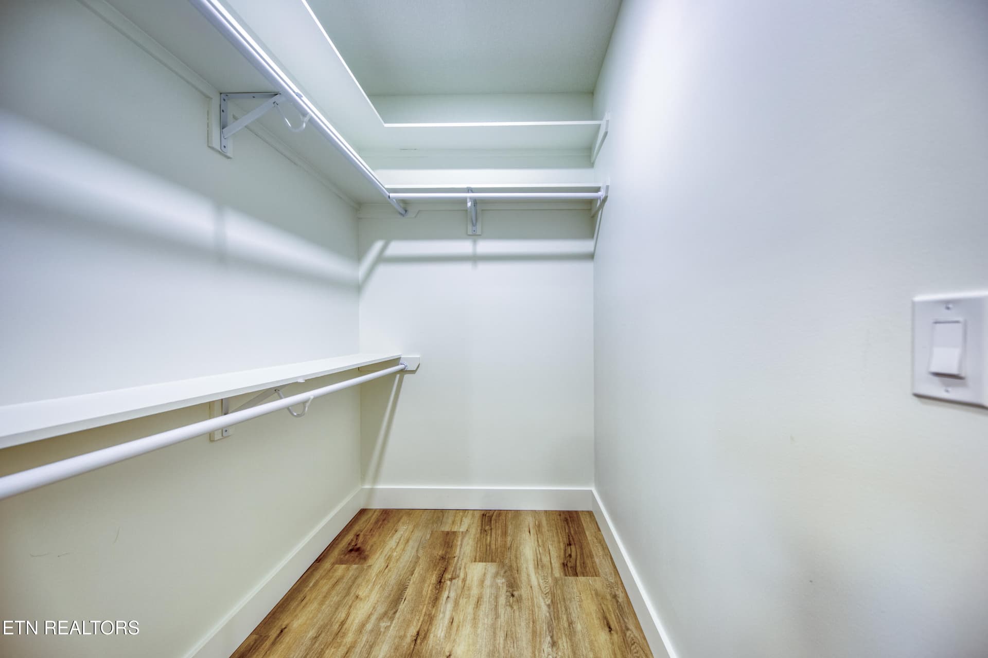 Primary Closet - 180 Huckleberry Hollow, Kingston, TN 37763