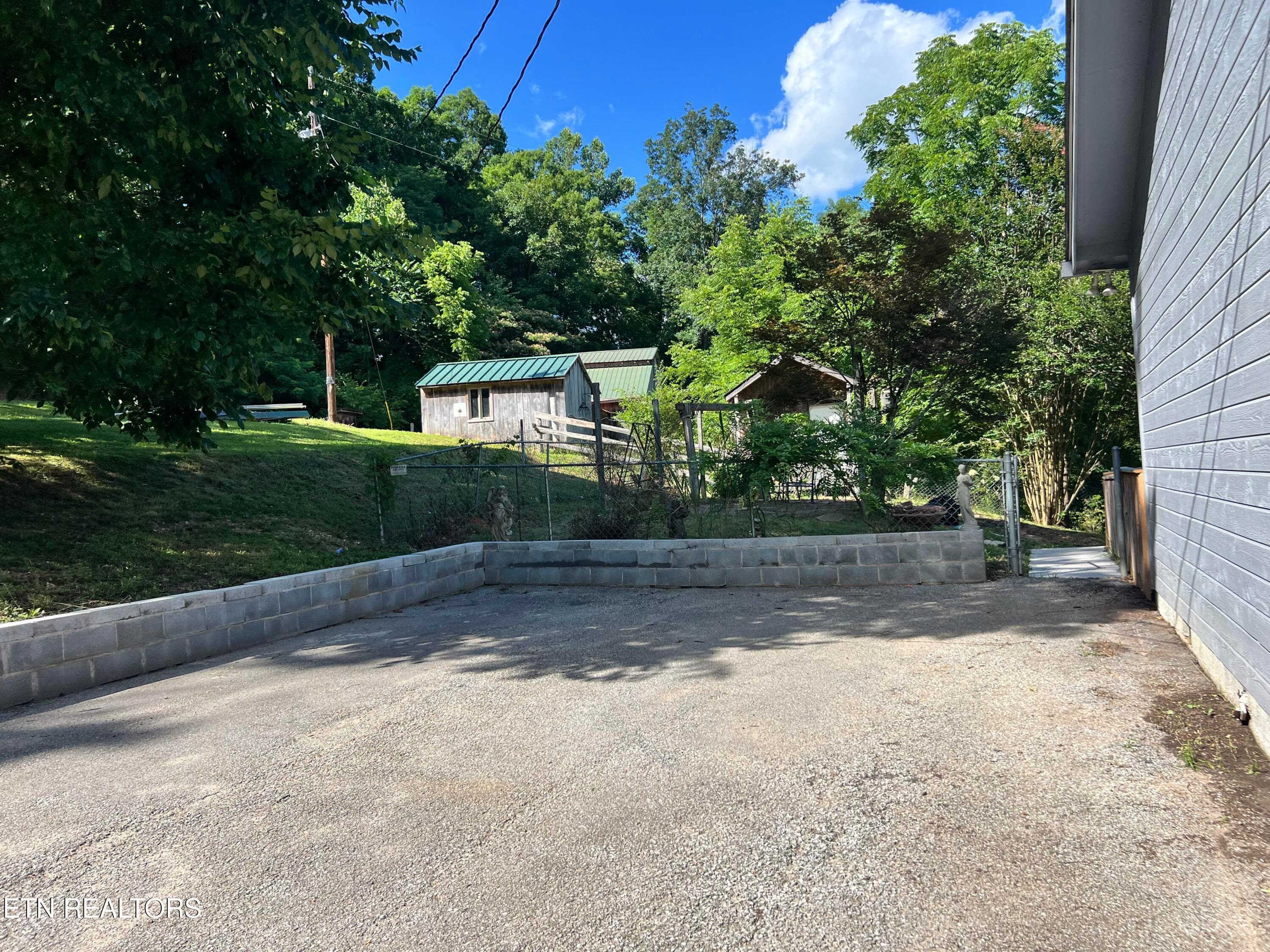 IMG_1918 - 1455 Davis Chapel Rd, LaFollette, TN 37766