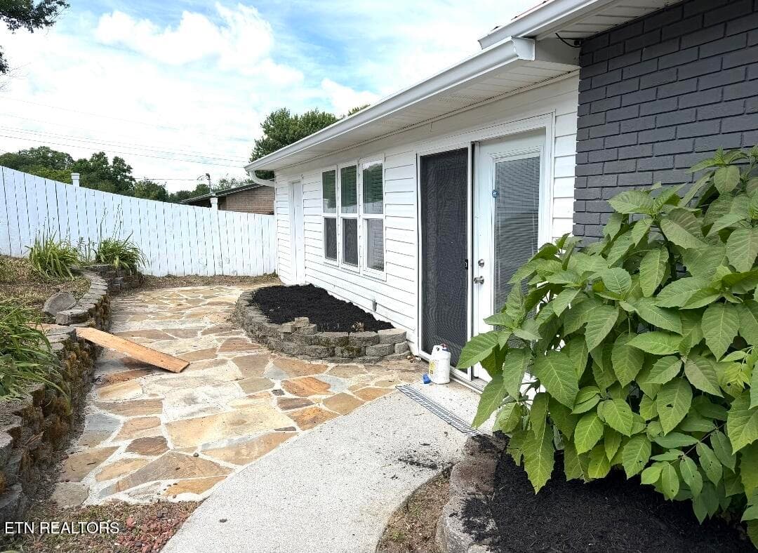 7058 - 125 Parliament Rd, Harrogate, TN 37752