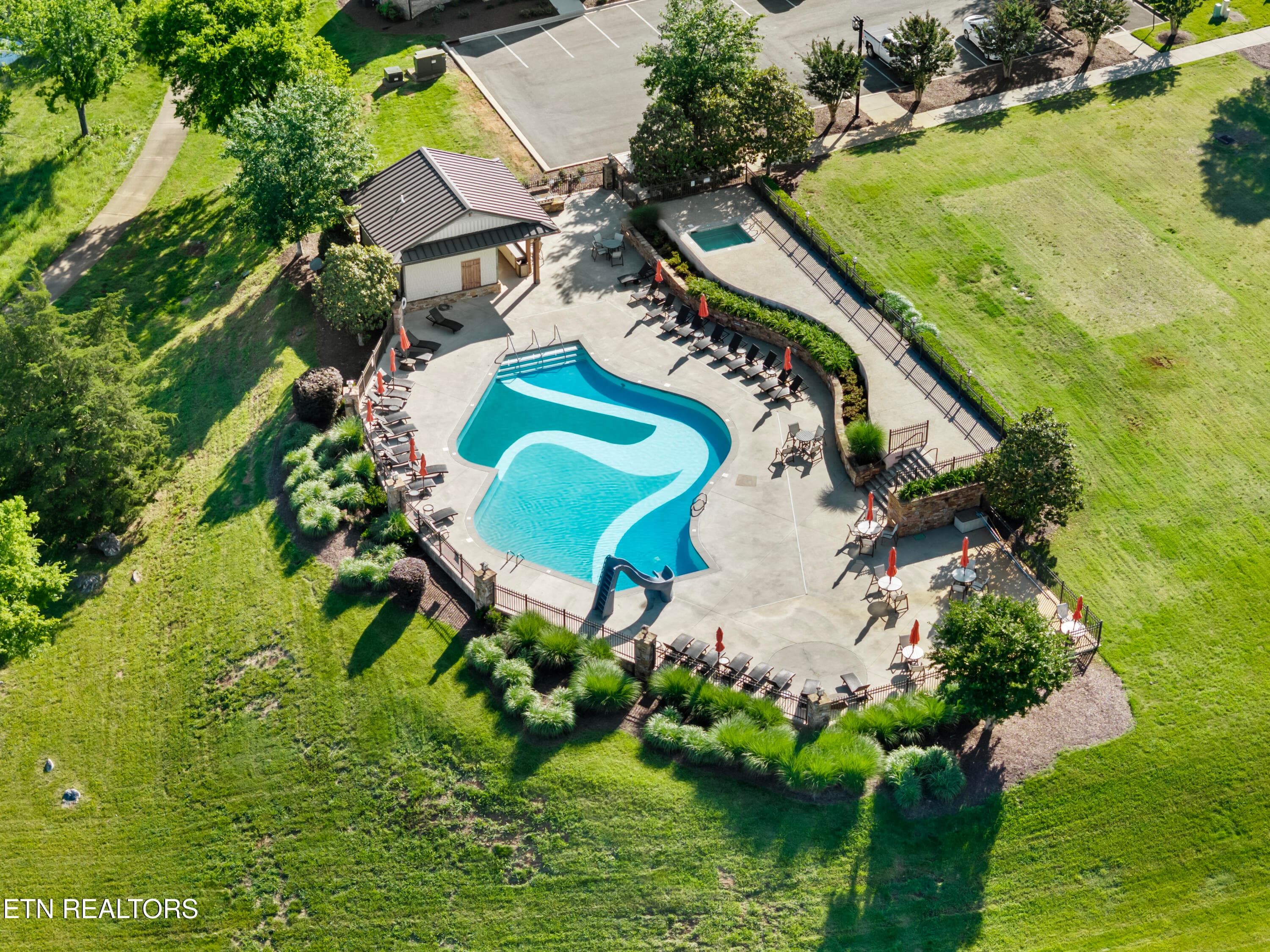 TN - 2619 Persimmon Ridge, Loudon, TN 37774