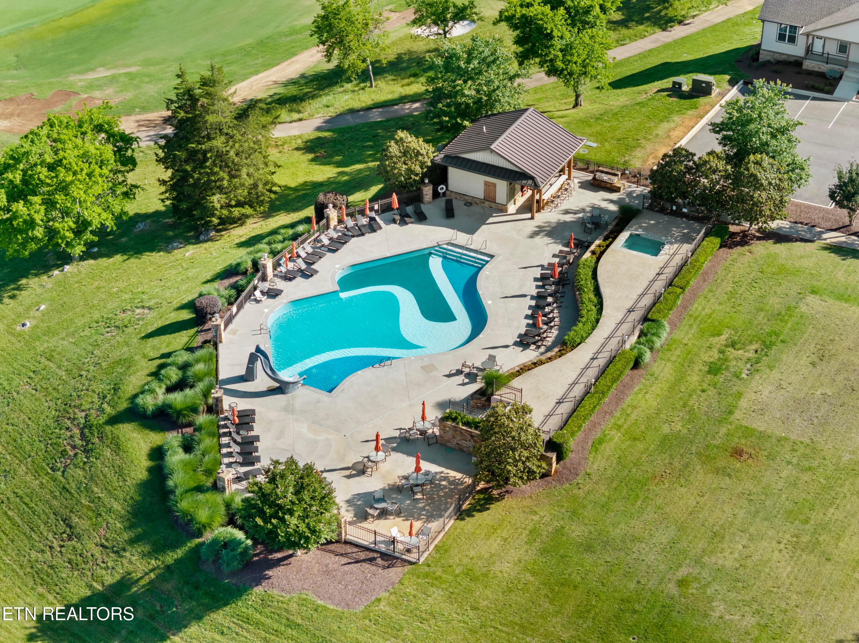 TN - 2619 Persimmon Ridge, Loudon, TN 37774
