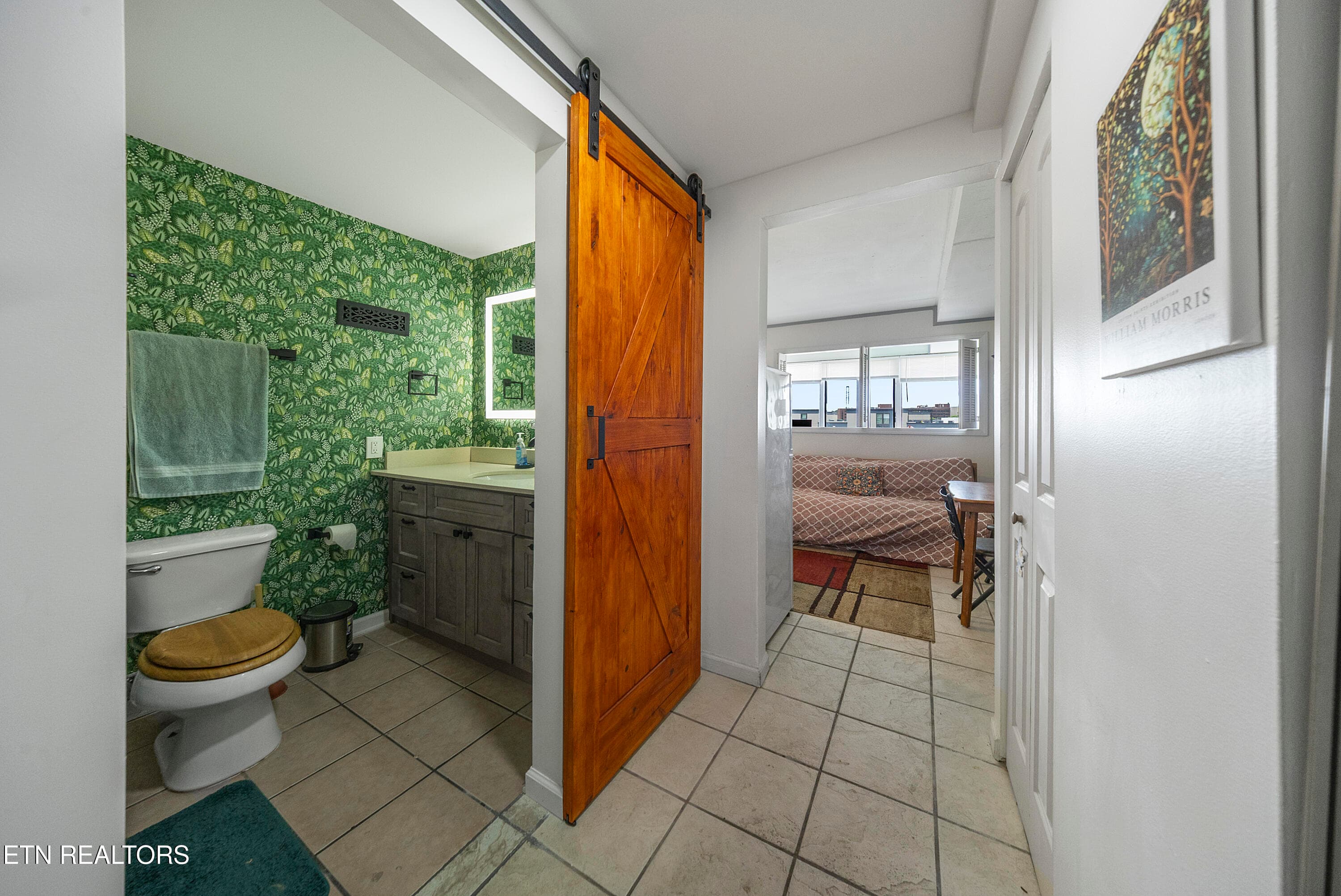 L40A9715 - 1700 Clinch Ave 411, Knoxville, TN 37916, Knoxville