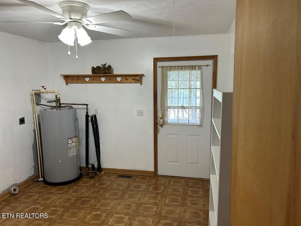 239532_43 - 12343 Griffith Rd, Pikeville, TN 37367
