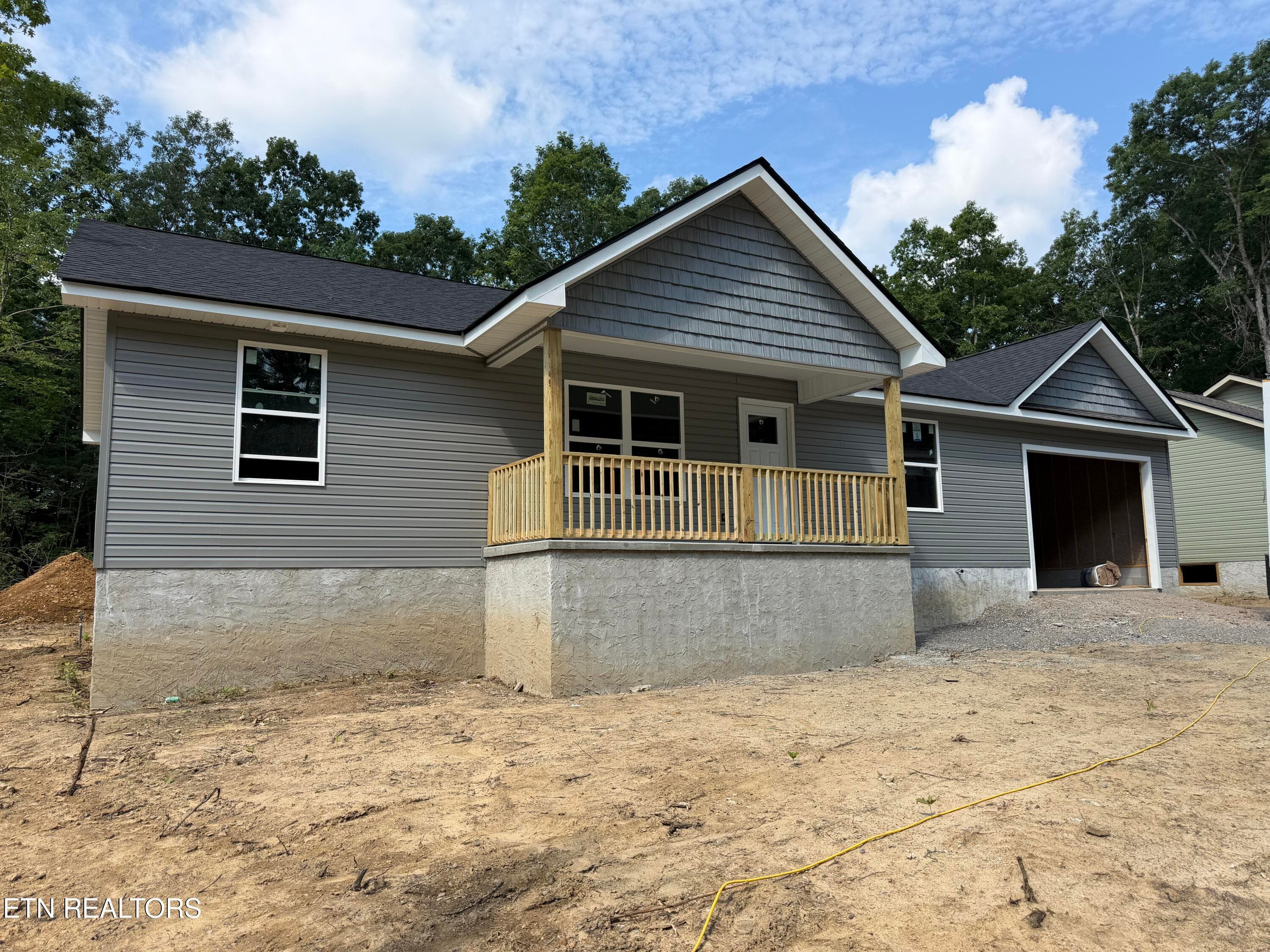 922 Kemah Lane, Crossville, TN 38572