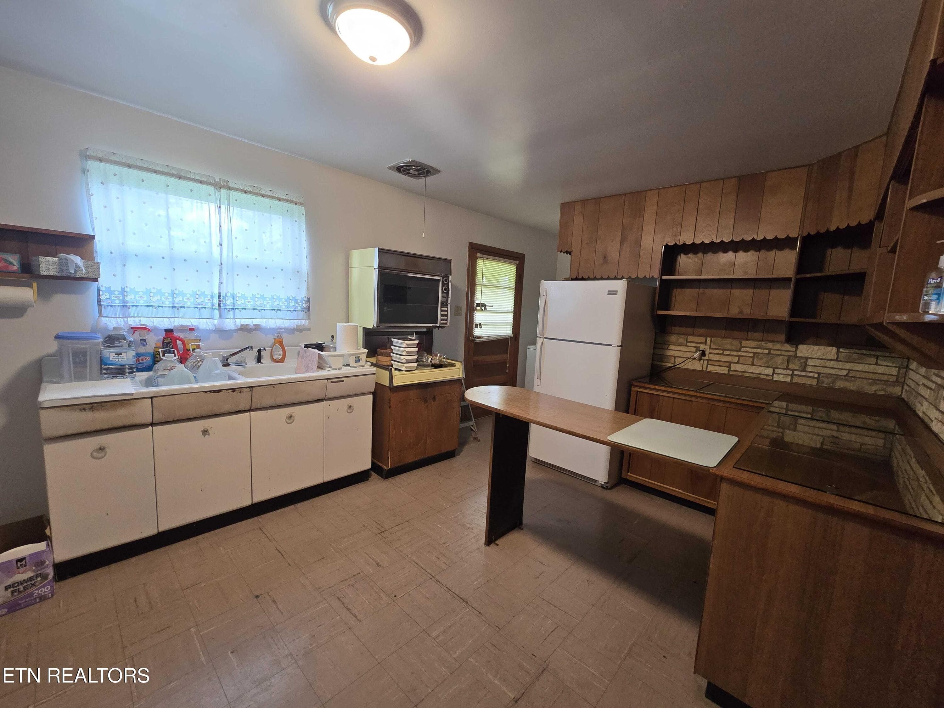 1000016121 - 382 Meadow Branch Rd, Bean Station, TN 37708