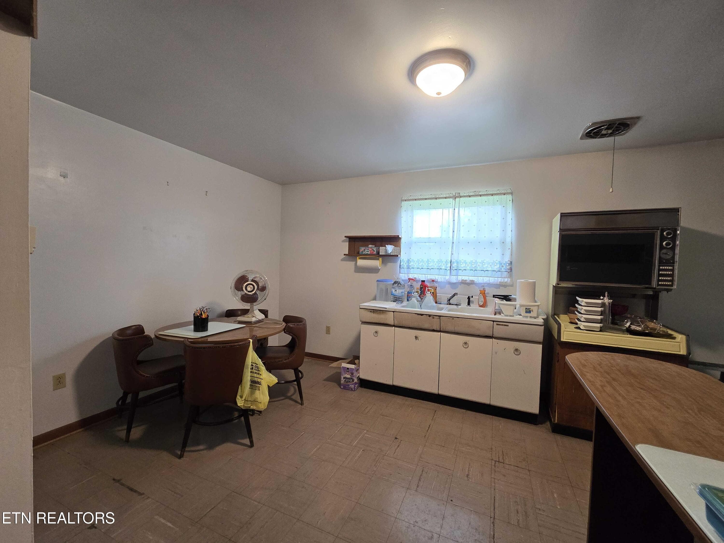 1000016122 - 382 Meadow Branch Rd, Bean Station, TN 37708