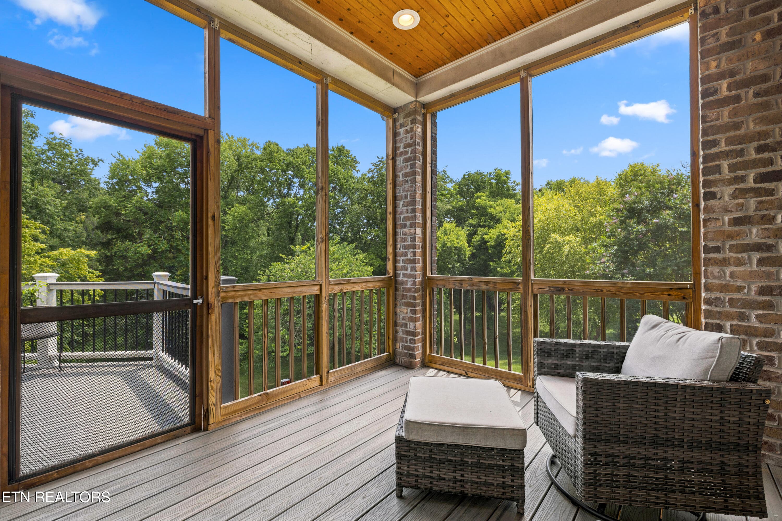 Positive Perceptions-16 - 615 Gwinhurst Rd, Knoxville, TN 37934