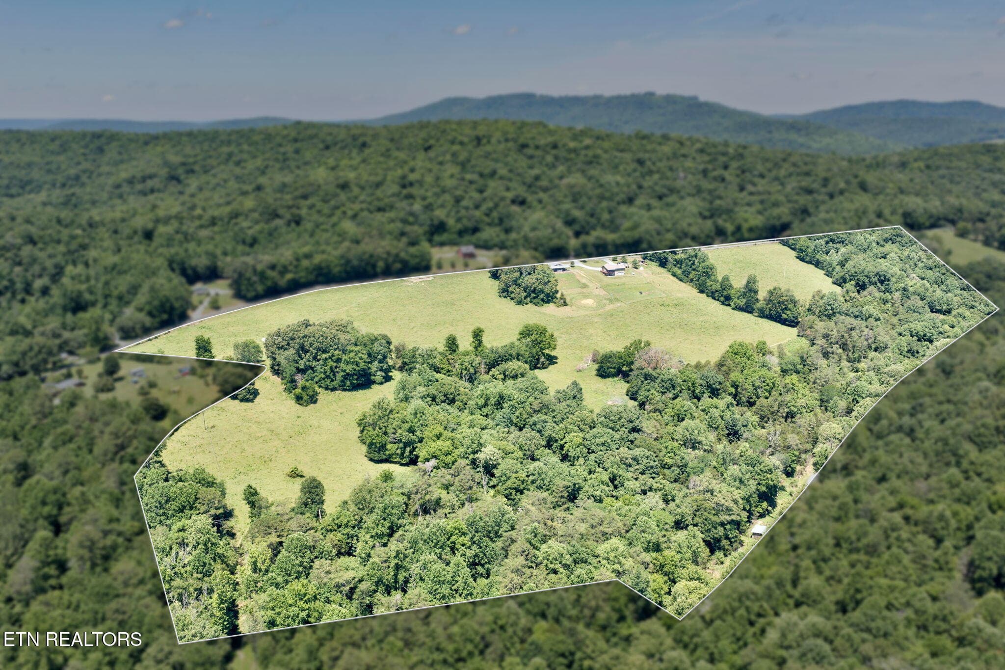 80-web-or-mls-1252 Shellotte Loop_396_TN - 1252 Shellotte Loop, Pall Mall, TN 38577